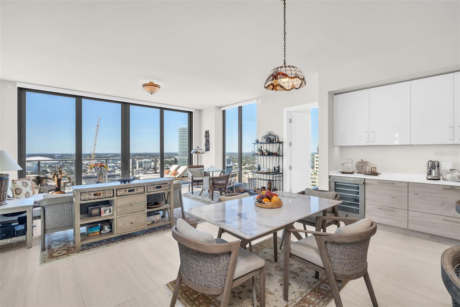 Listing photo id 8 for 301 1st Street S 3305