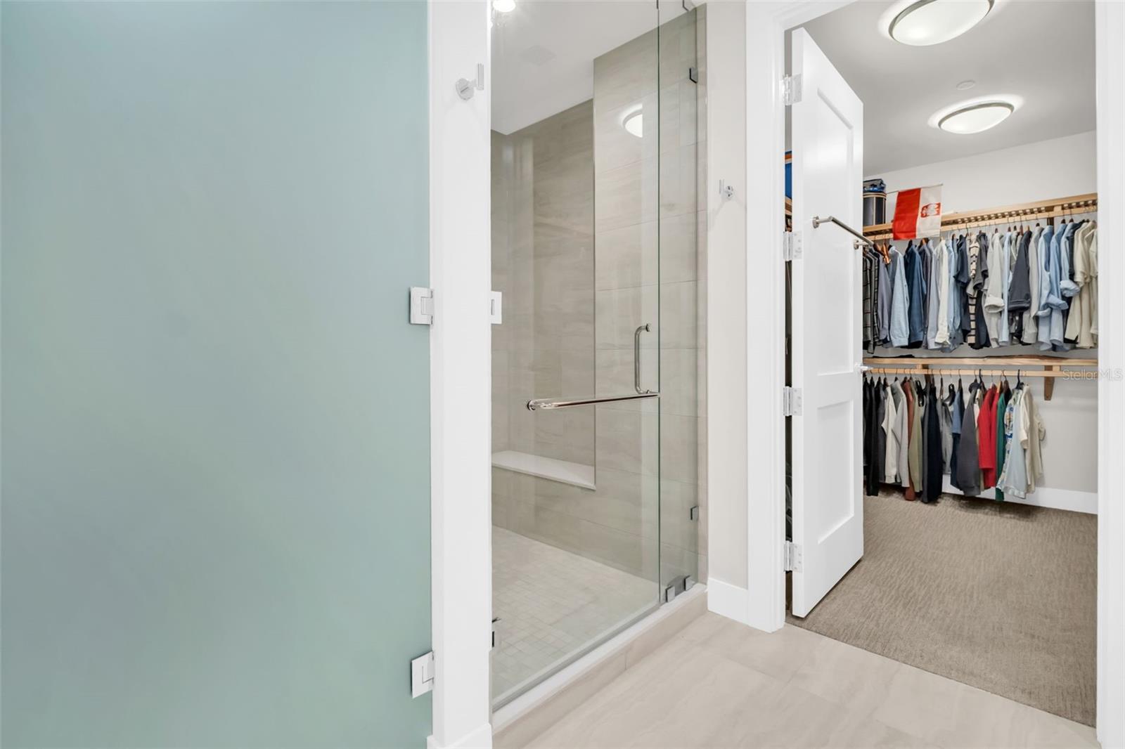 Listing photo id 21 for 301 1st Street S 3305