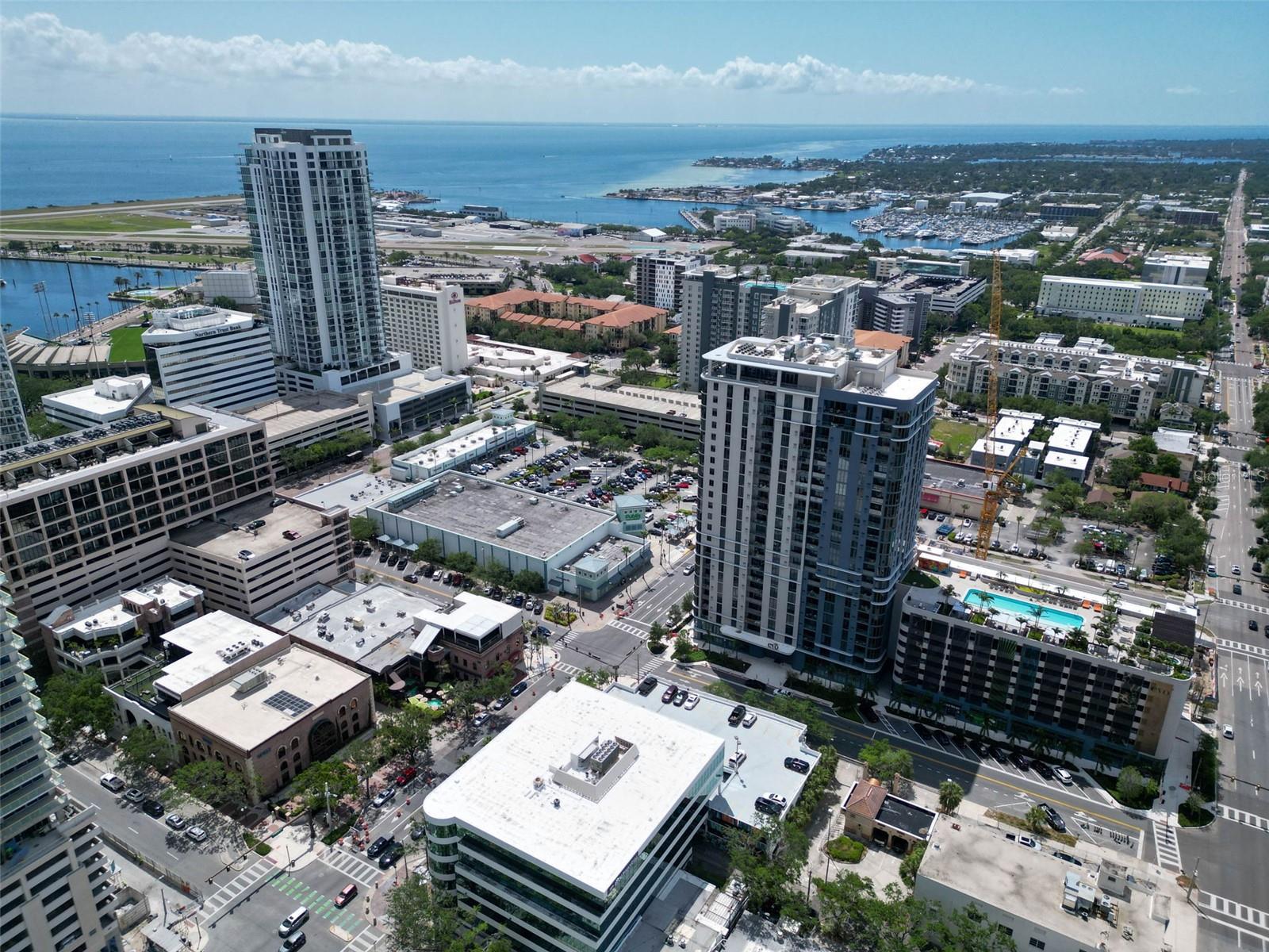 Listing photo id 36 for 301 1st Street S 3305