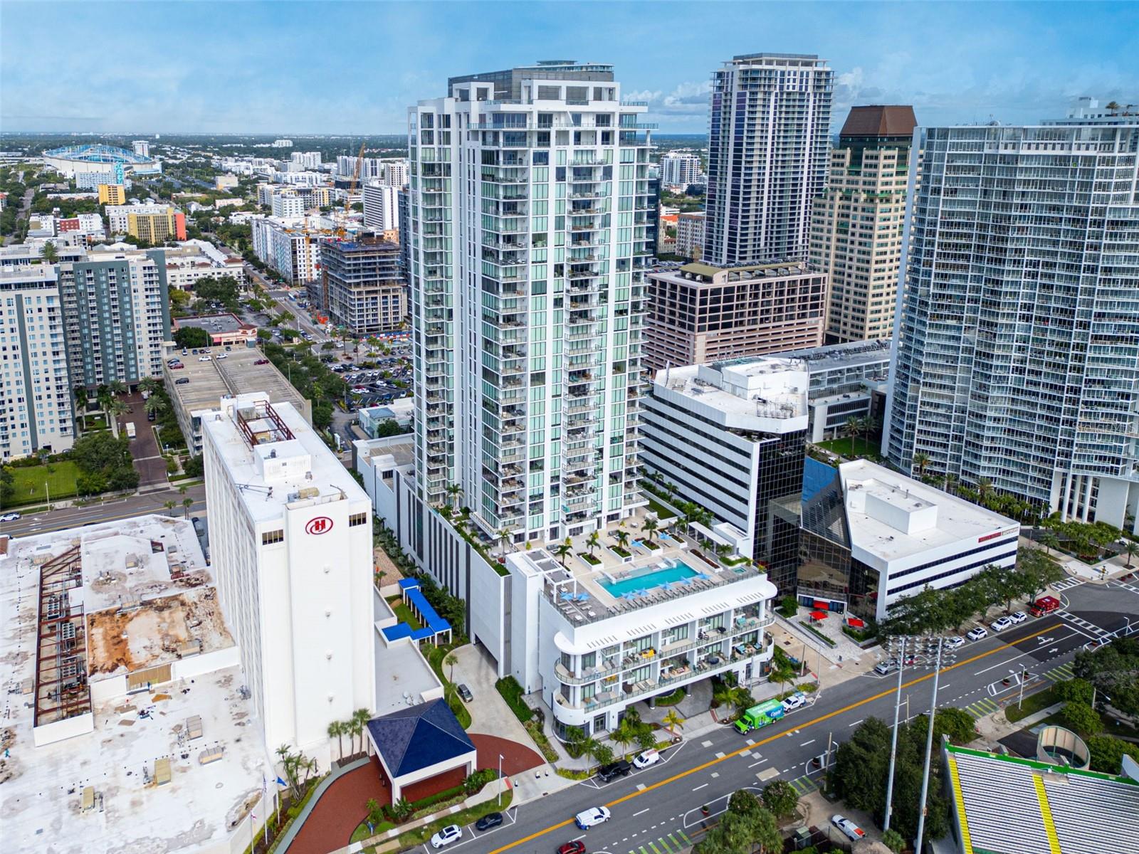 Listing photo id 47 for 301 1st Street S 3305