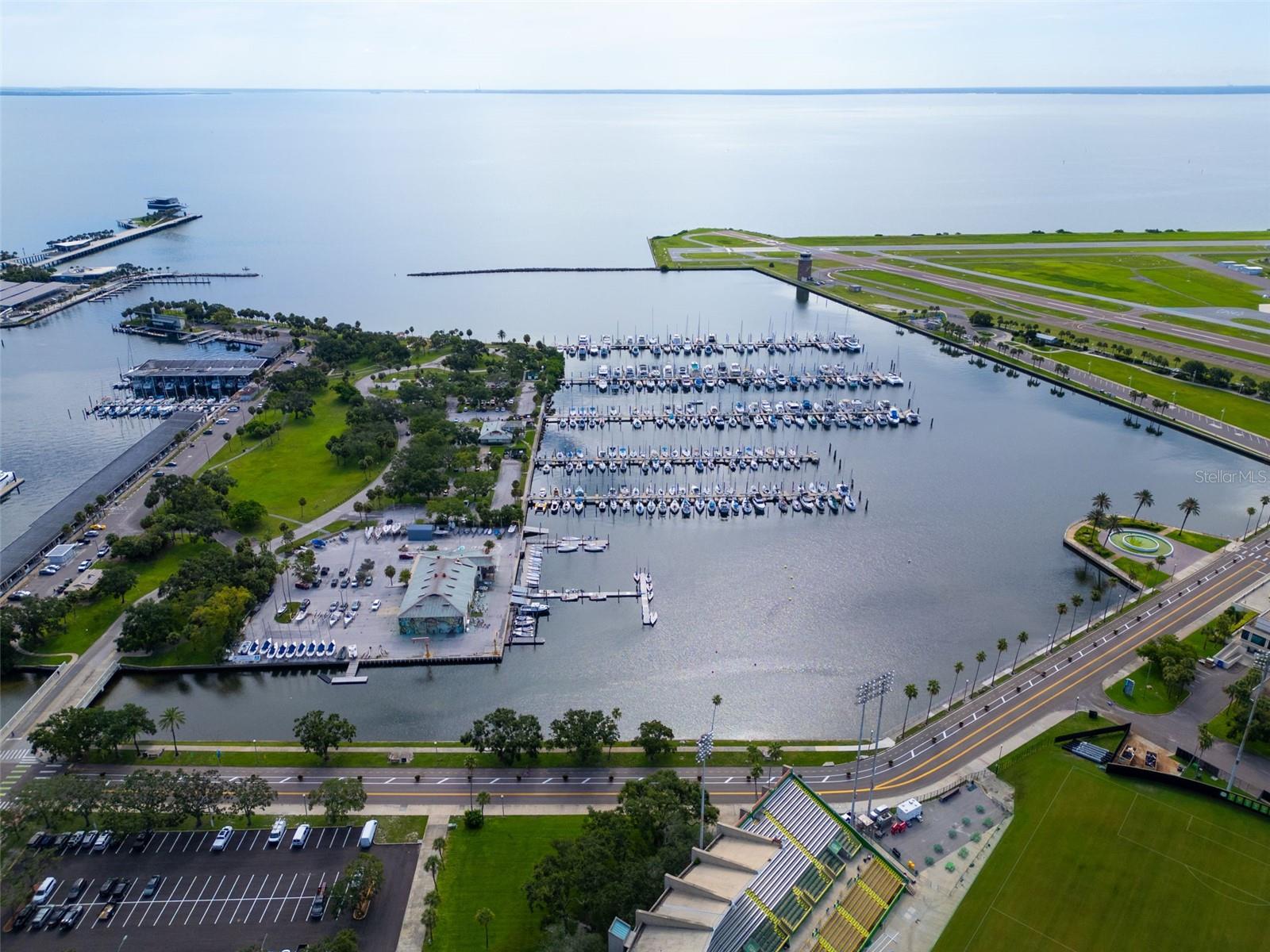 Listing photo id 50 for 301 1st Street S 3305