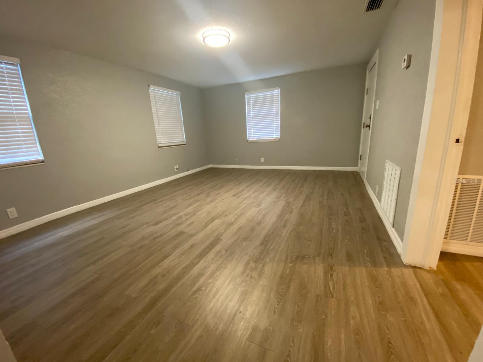 Image 2 of 11 For 2903 20th Street