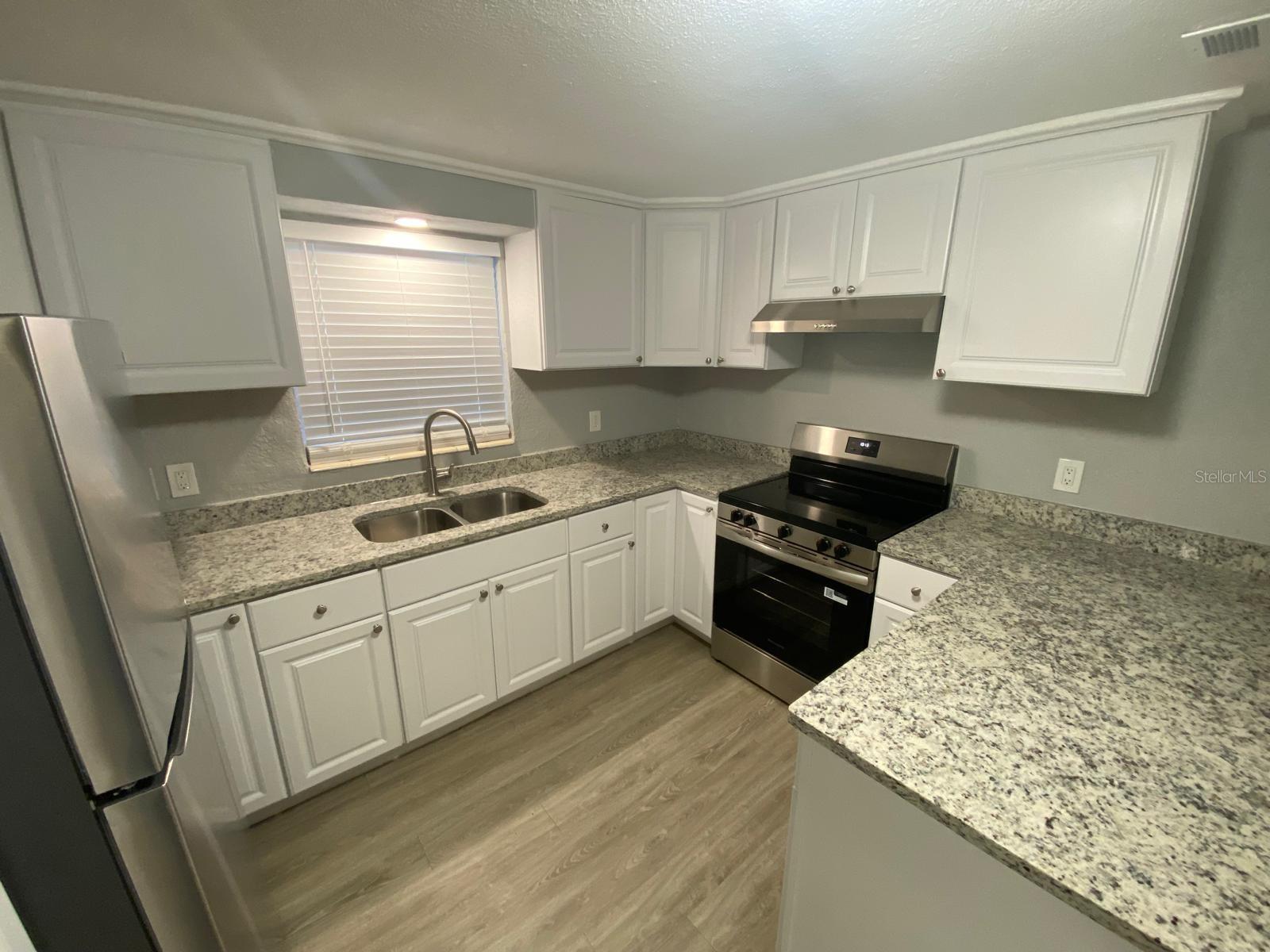 Image 6 of 11 For 2903 20th Street