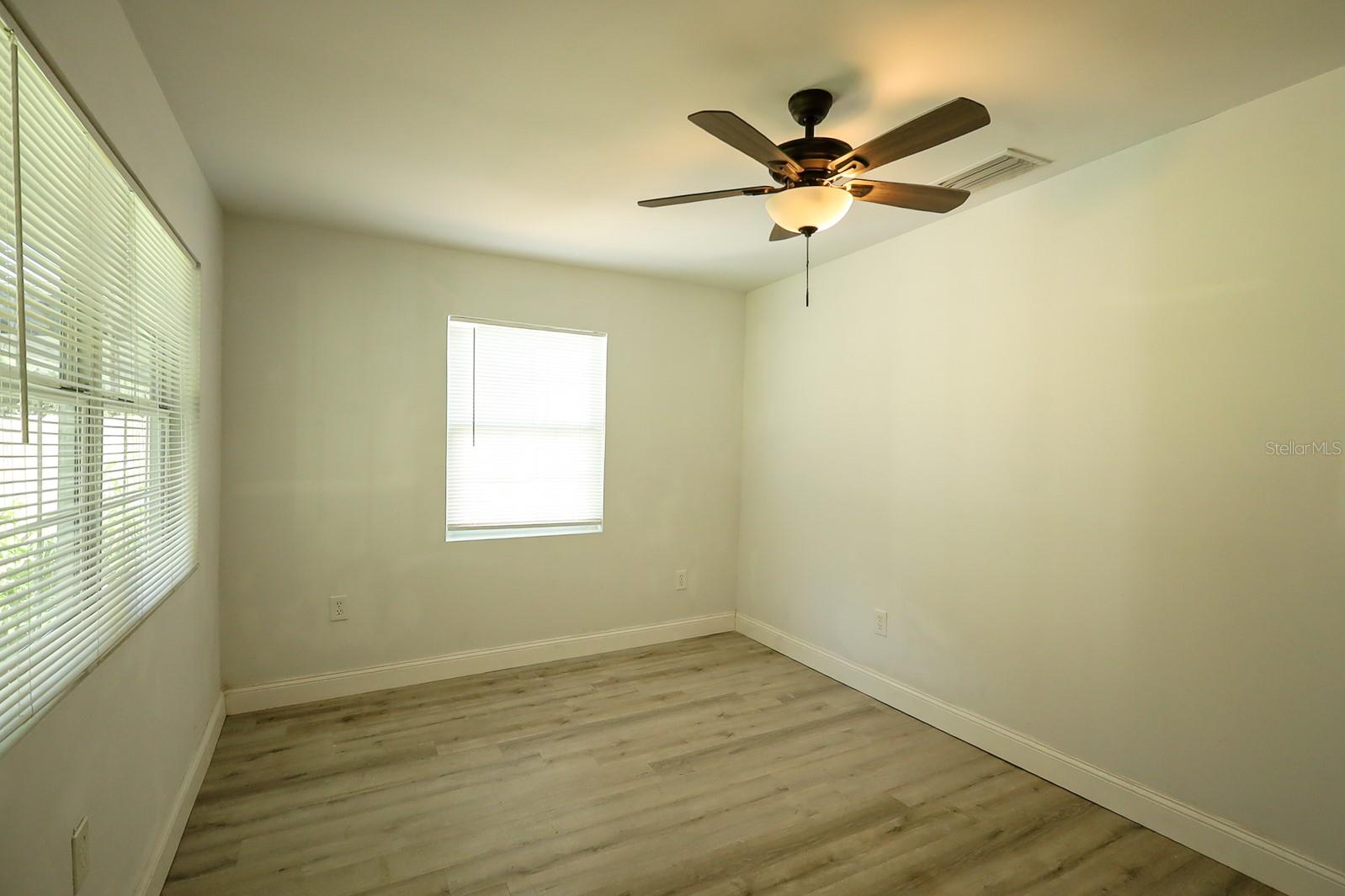 Image 5 of 22 For 6511 24th Avenue S