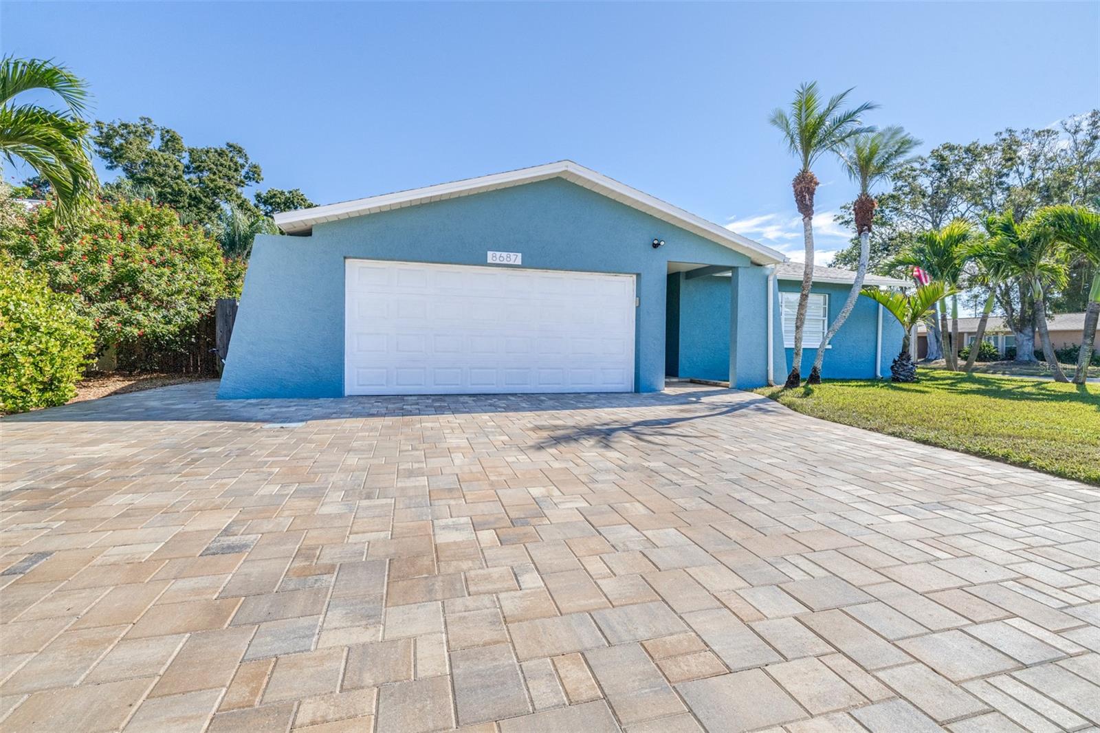 Image 3 of 96 For 8687 Matthew Street