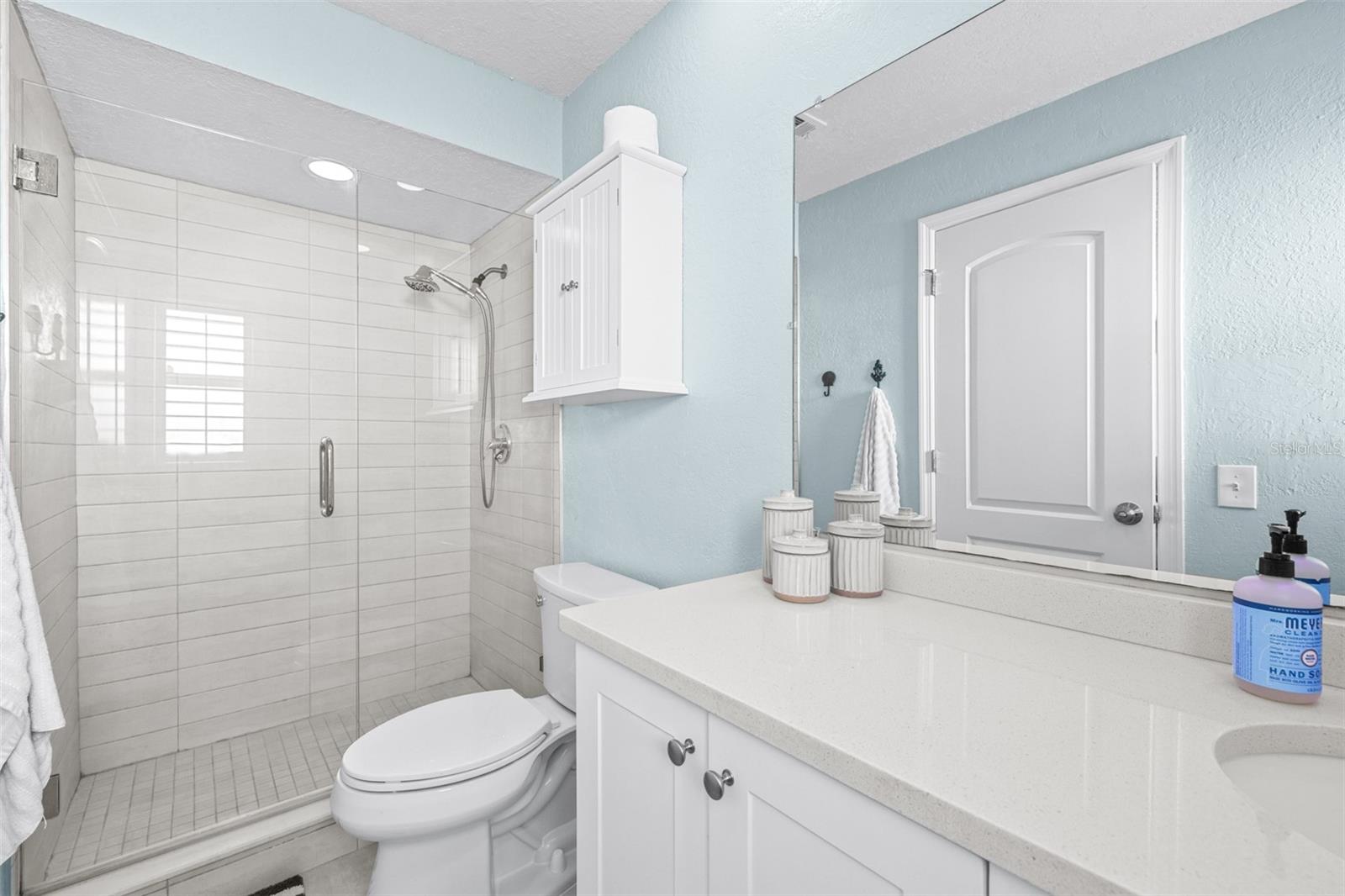 Image 42 of 96 For 8687 Matthew Street