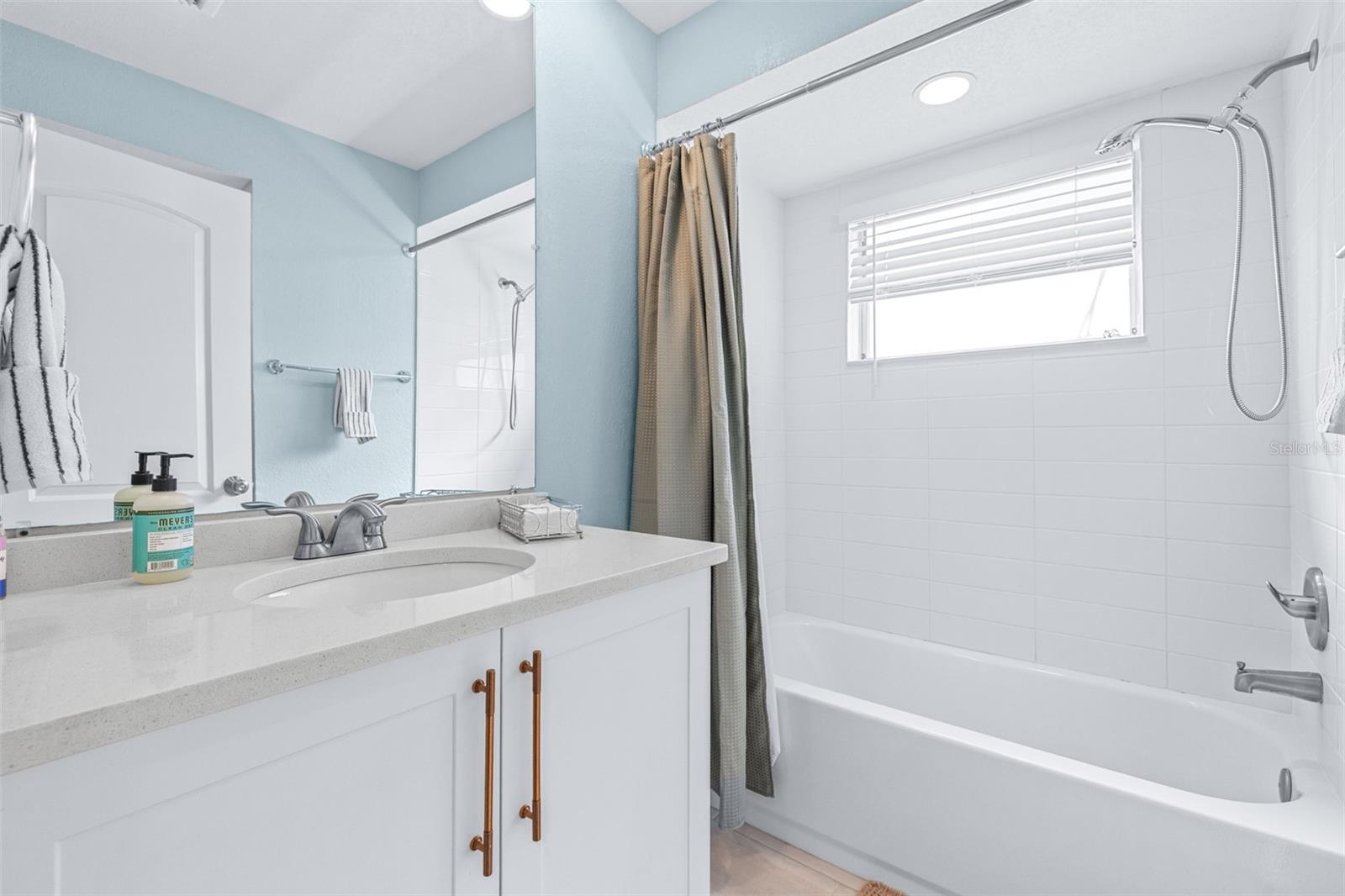 Image 46 of 96 For 8687 Matthew Street