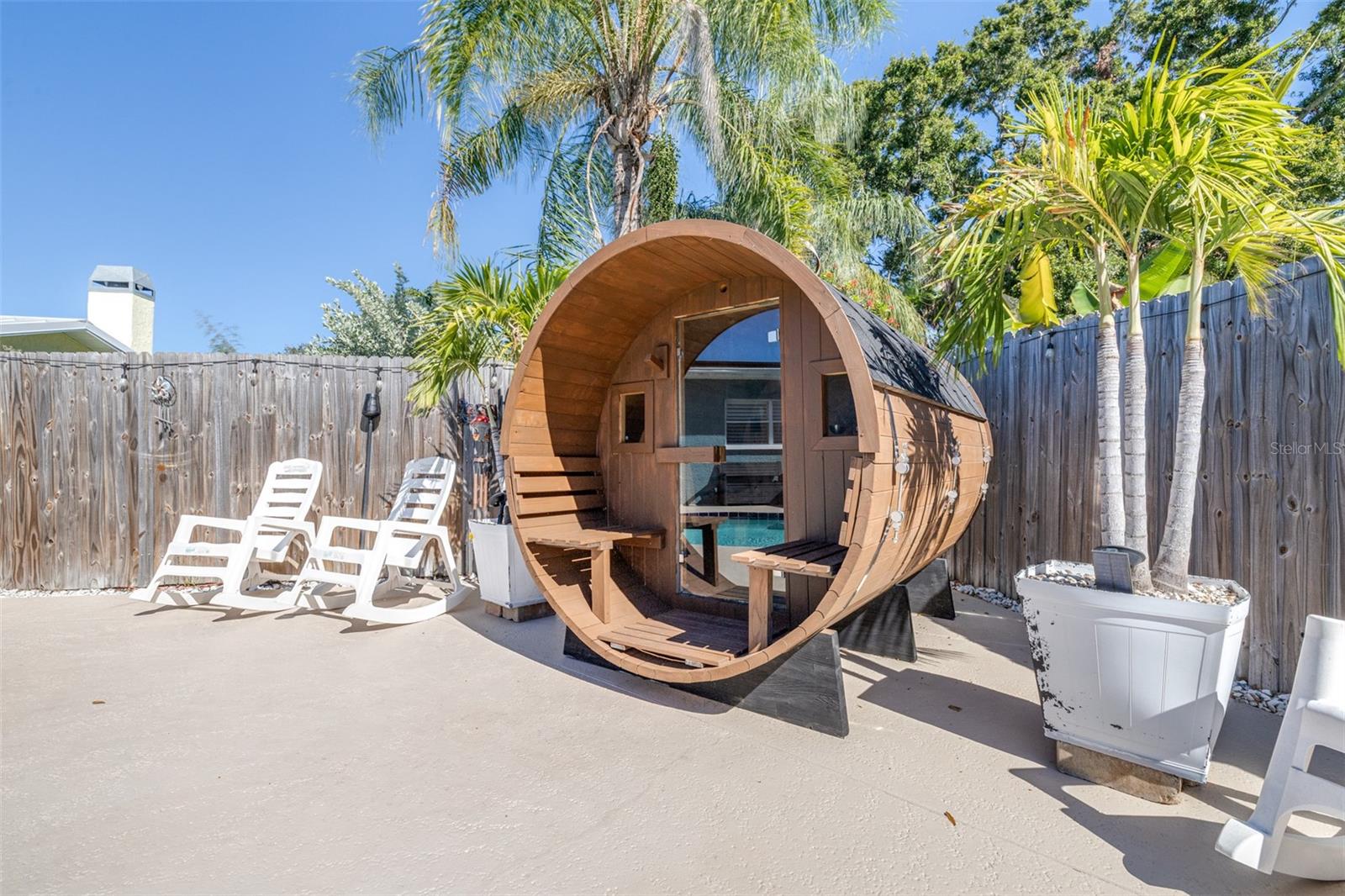 Image 64 of 96 For 8687 Matthew Street