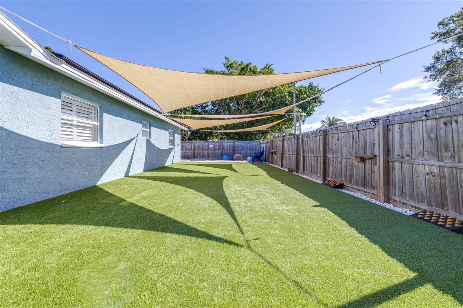 Image 71 of 96 For 8687 Matthew Street