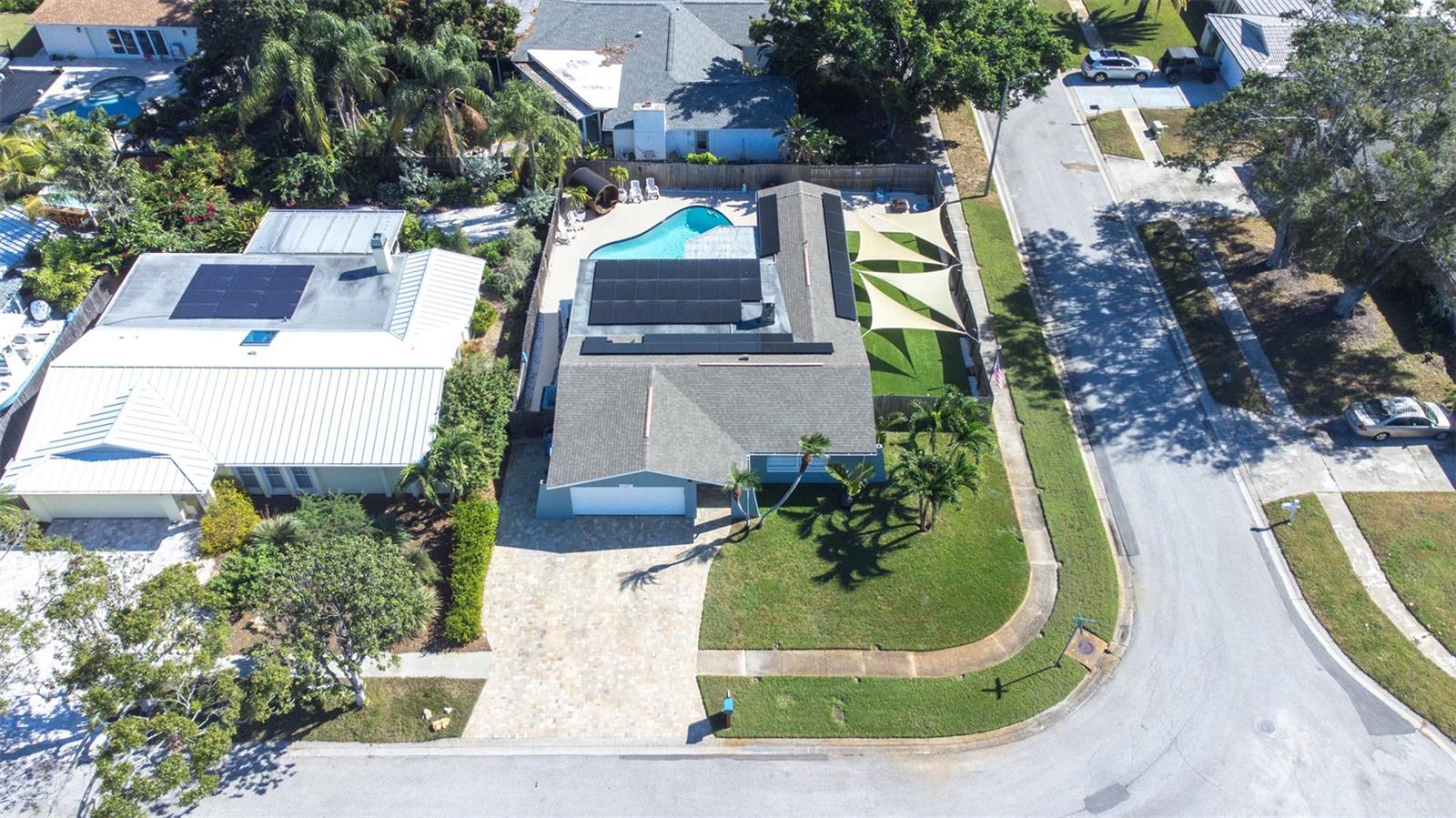 Image 83 of 96 For 8687 Matthew Street