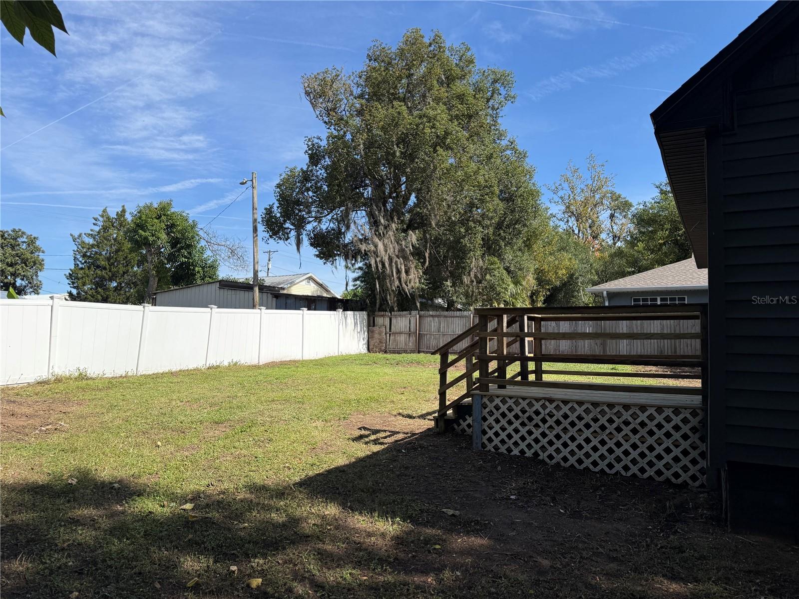 Image 2 of 26 For 37515 Beauchamp Avenue