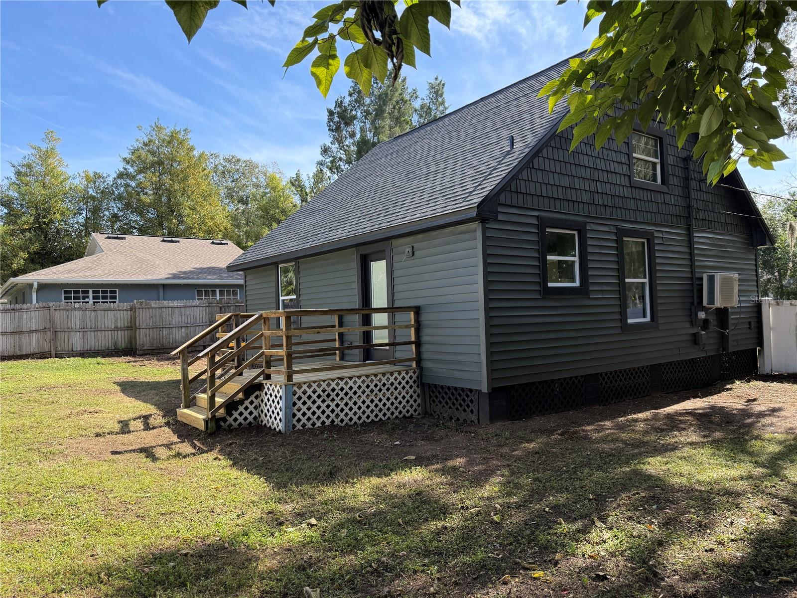 Image 26 of 26 For 37515 Beauchamp Avenue