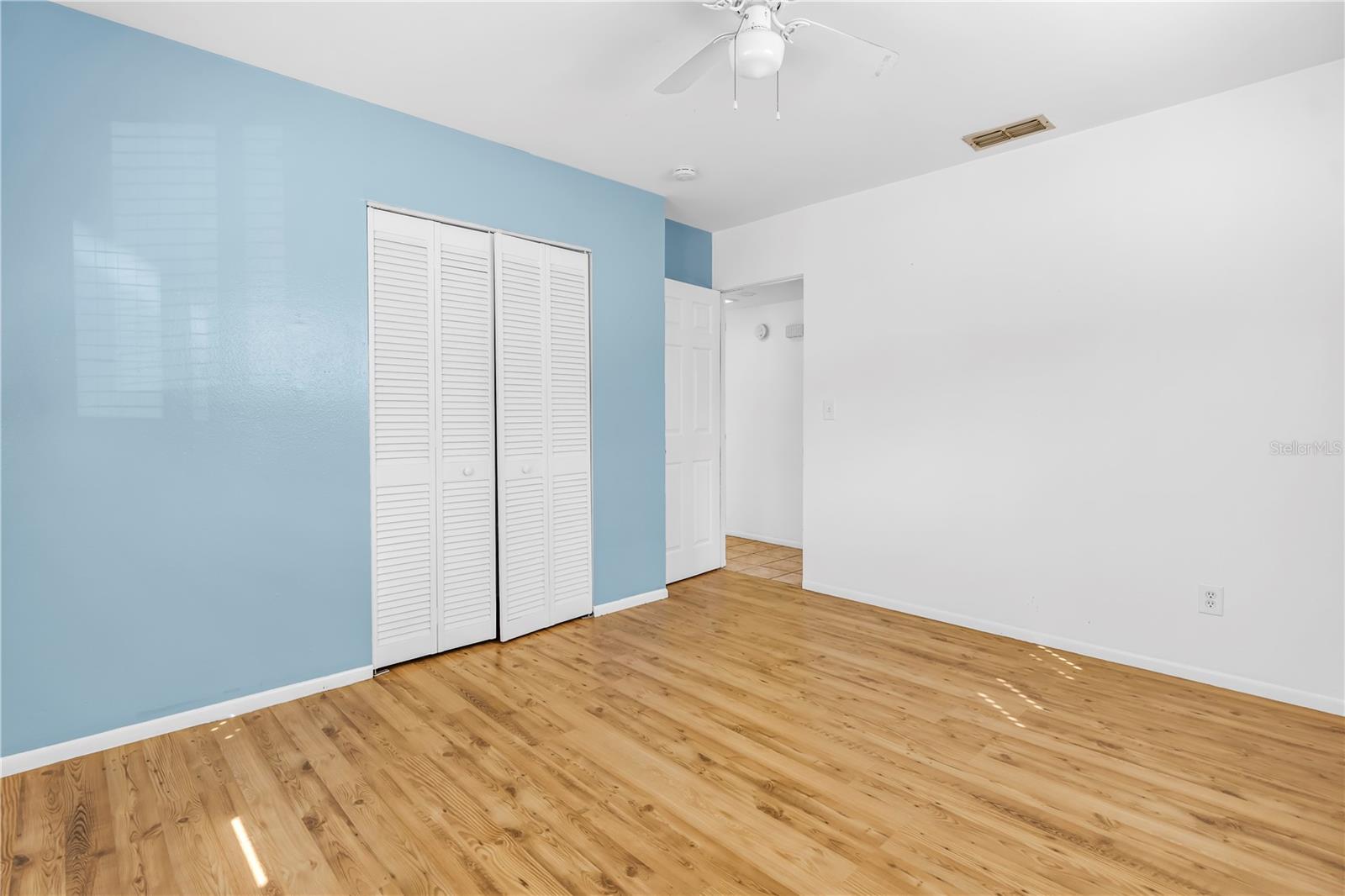 Image 25 of 39 For 6519 27th Way N