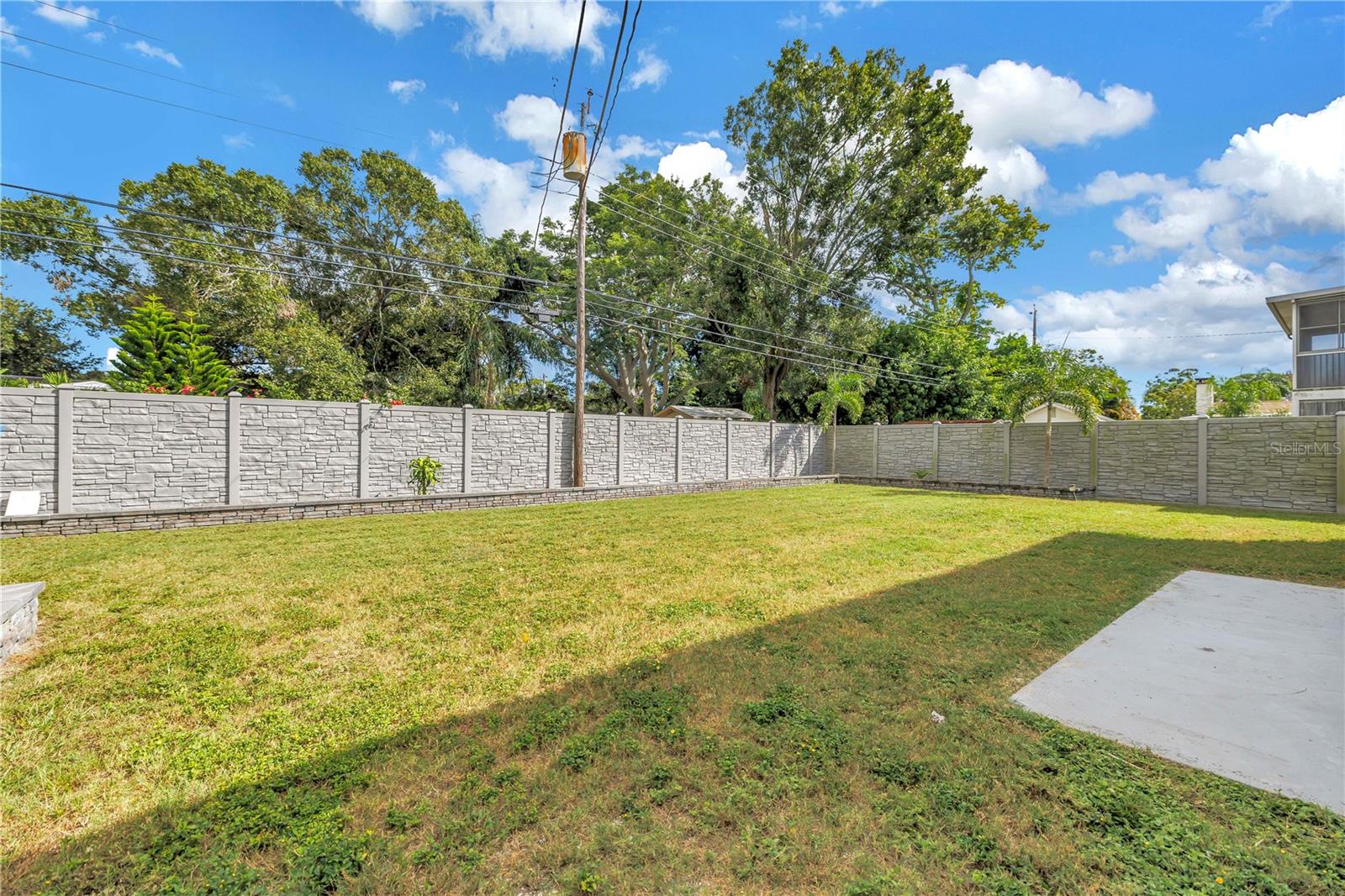 Image 3 of 39 For 6519 27th Way N