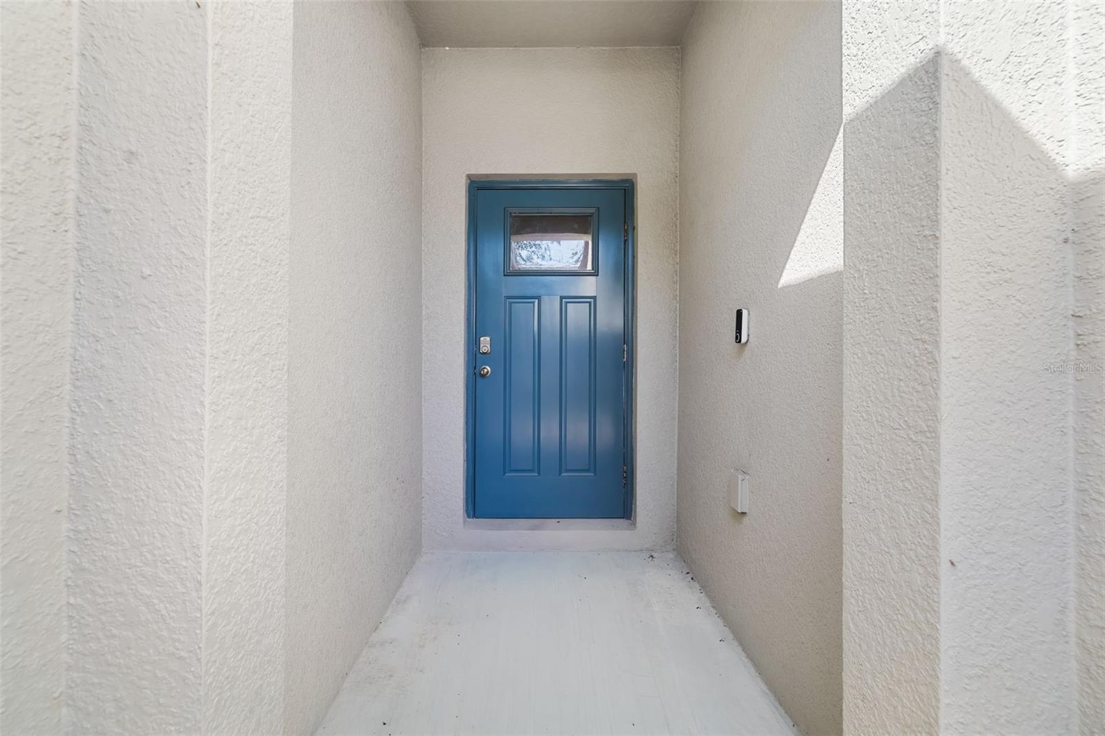 Image 2 of 49 For 621 Royal Empress Drive