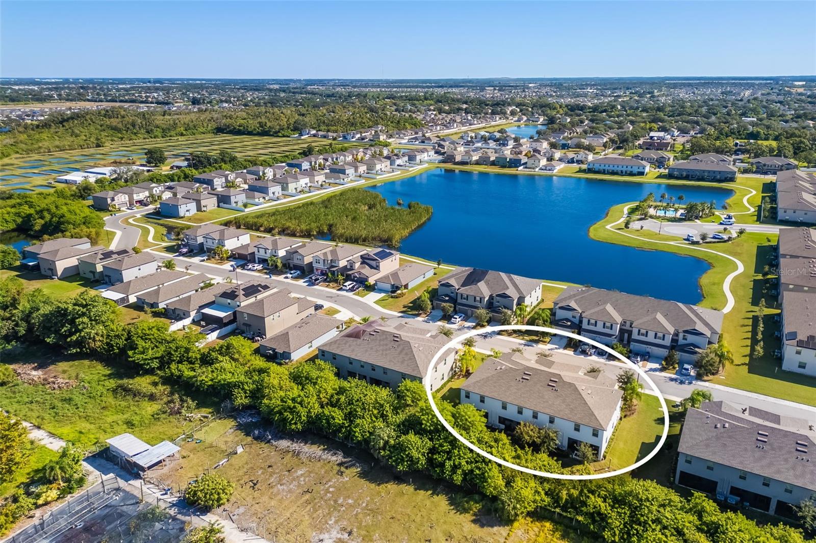 Image 3 of 49 For 621 Royal Empress Drive