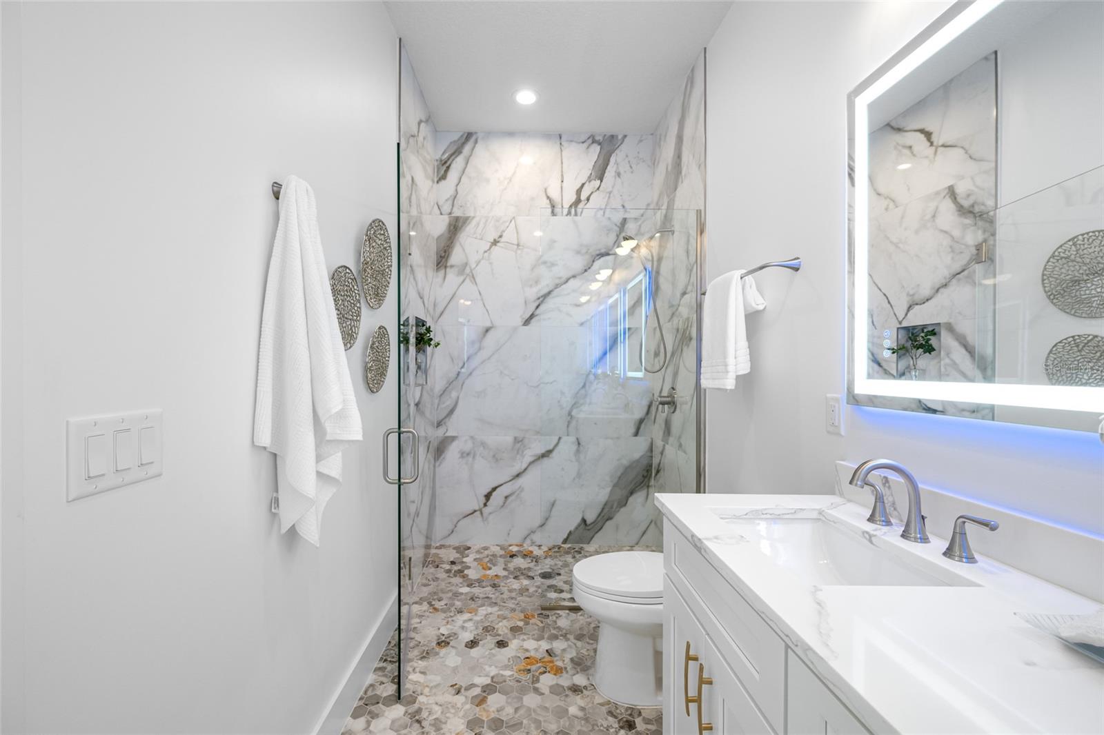 Image 22 of 79 For 534 Crystal Drive