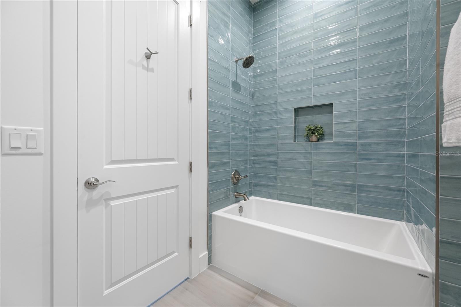 Image 42 of 79 For 534 Crystal Drive