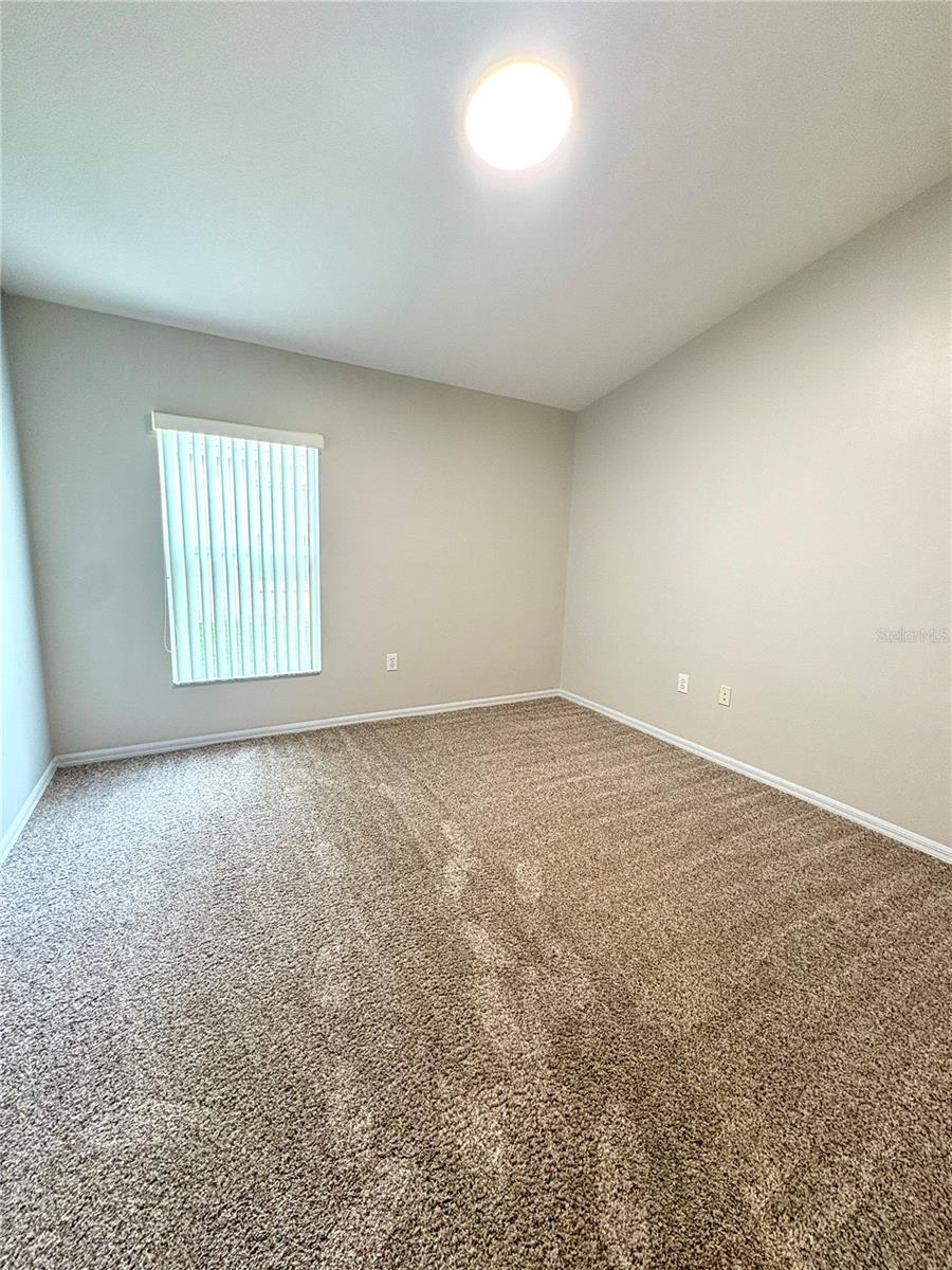 Image 14 of 23 For 4722 Roundview Court