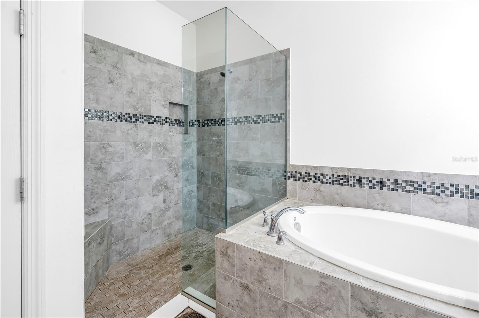 Image 22 of 57 For 5749 Liatris Circle