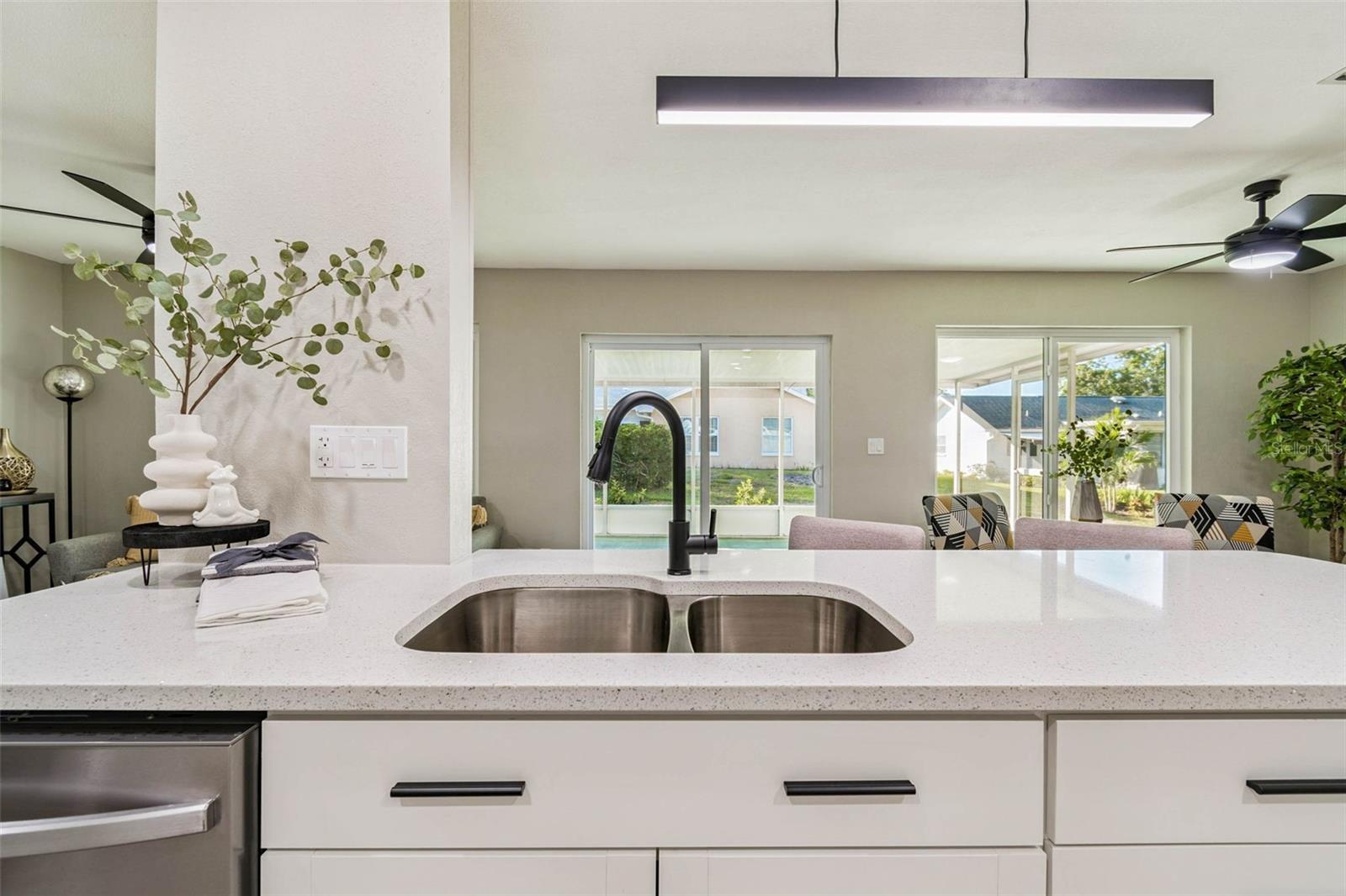 Listing photo id 9 for 3116 Brunswick Circle