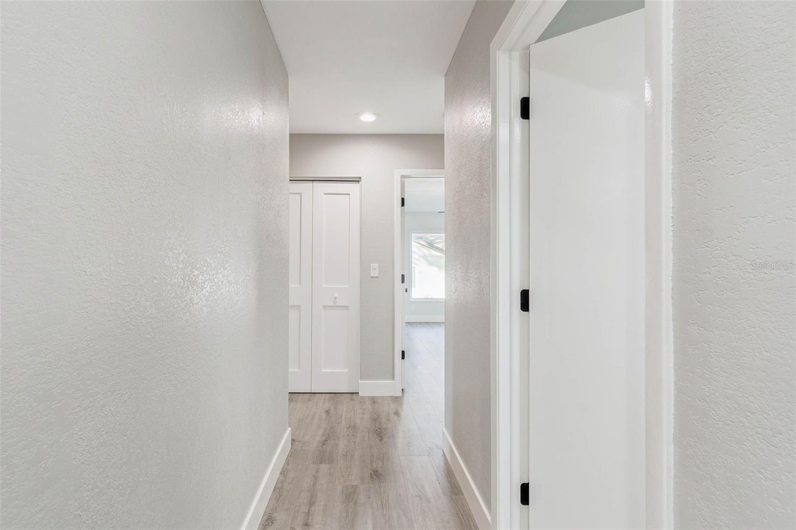 Listing photo id 37 for 3116 Brunswick Circle