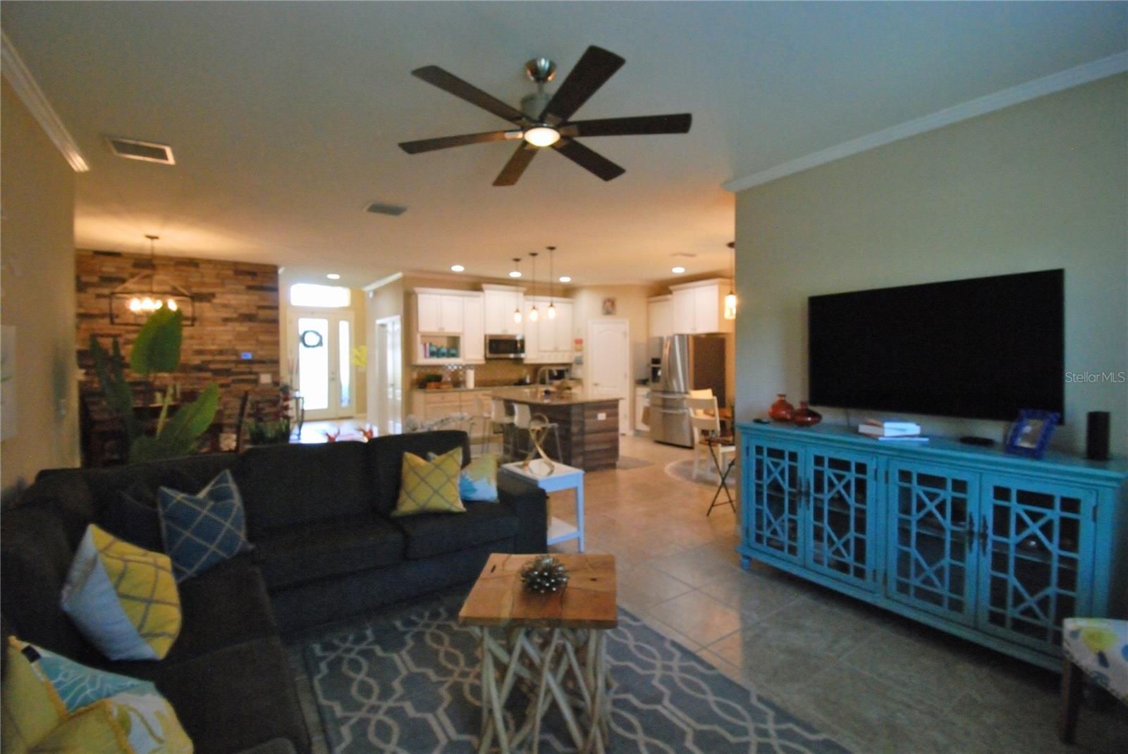 Image 12 of 33 For 9933 Saunton Drive