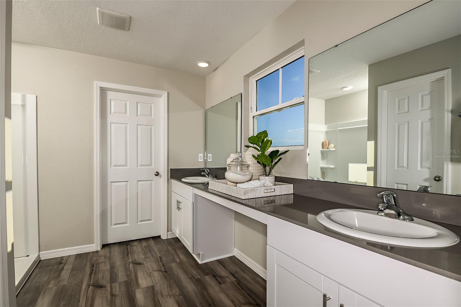 Image 14 of 21 For 1310 Palmeroy Road