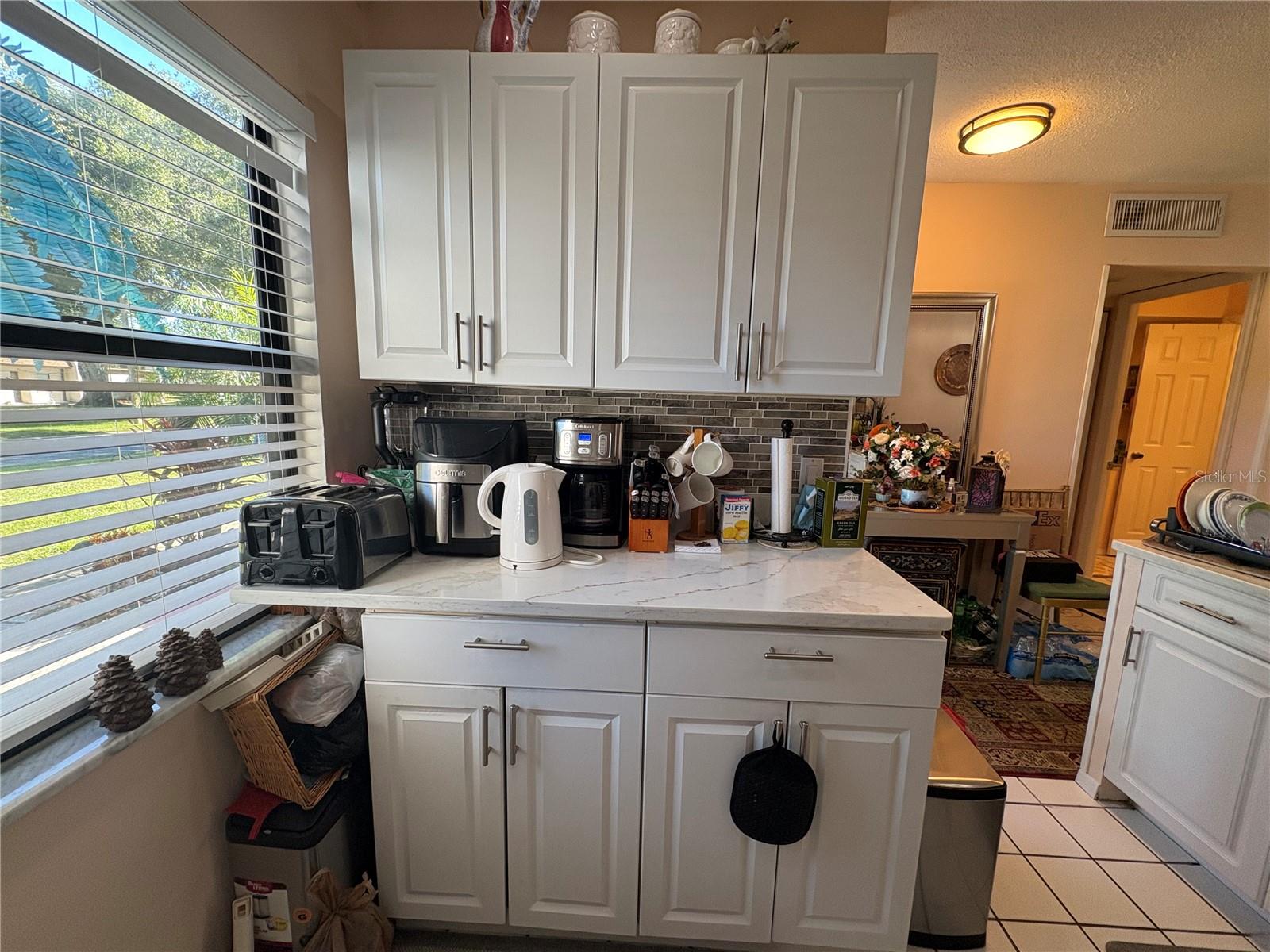 Image 10 of 30 For 1606 Flint Drive W