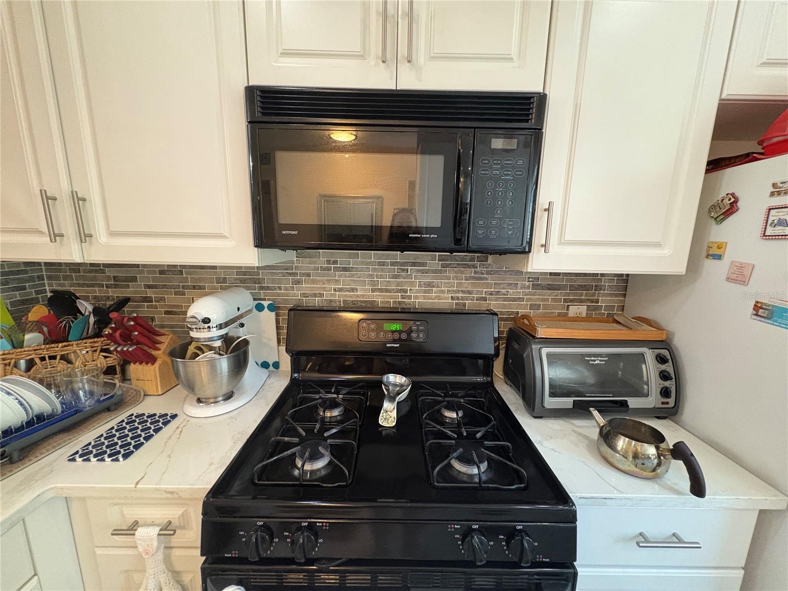 Image 11 of 30 For 1606 Flint Drive W