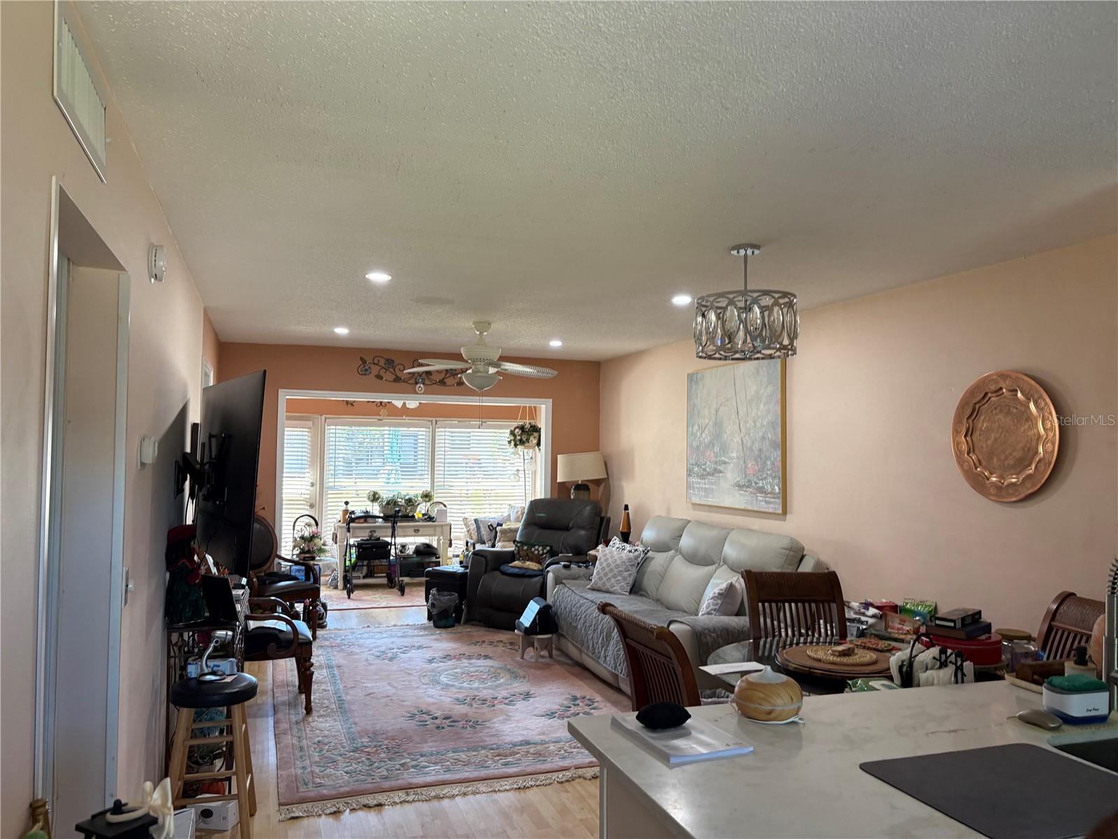 Image 7 of 30 For 1606 Flint Drive W