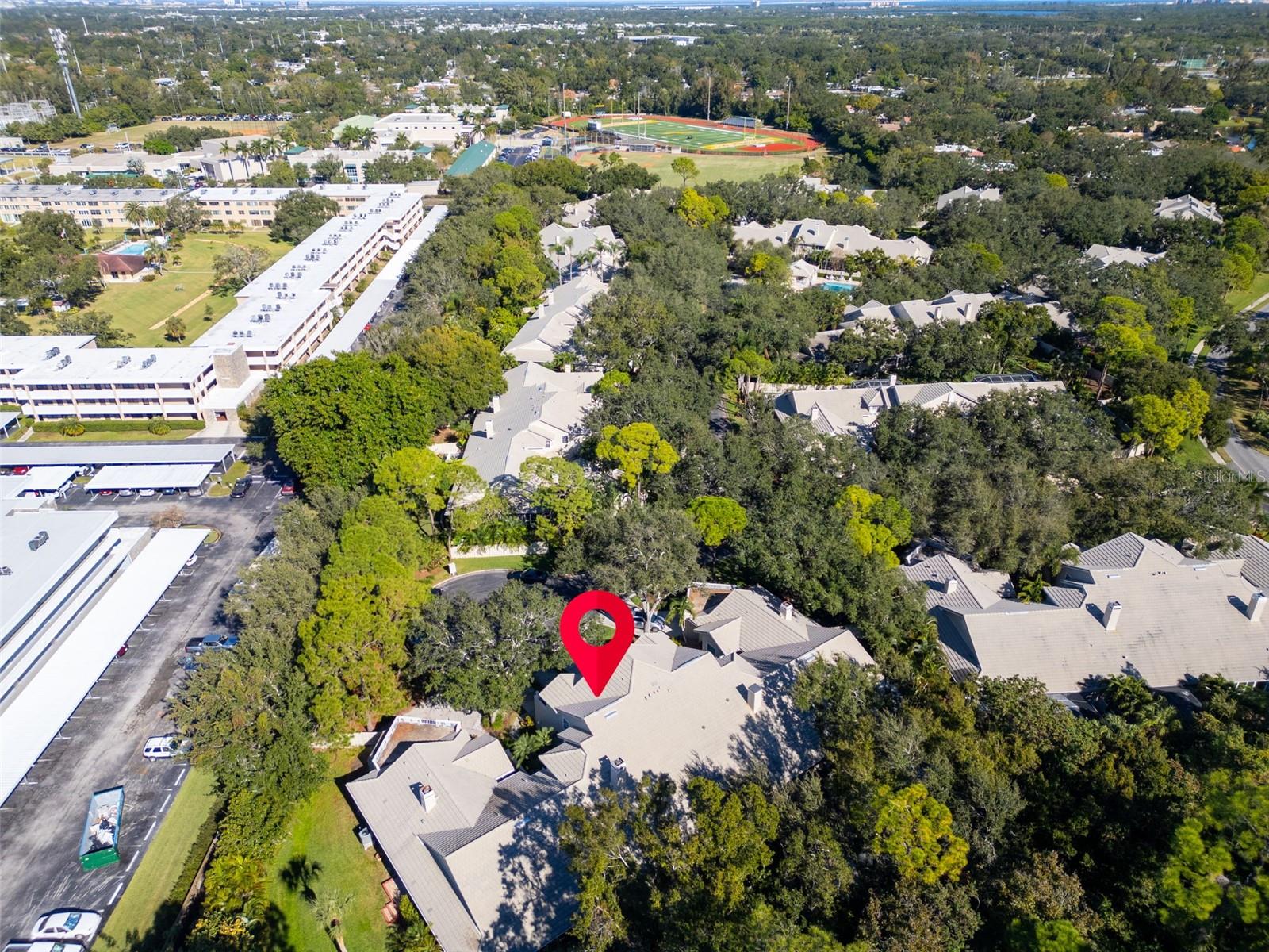 Image 52 of 65 For 306 Fan Palm Court Ne