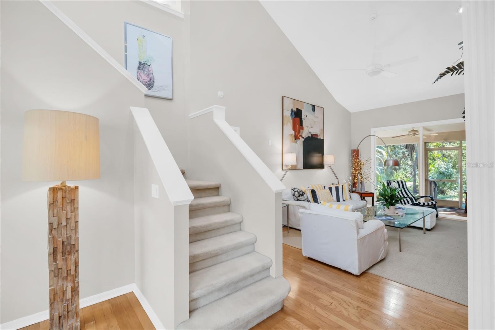 Image 8 of 65 For 306 Fan Palm Court Ne