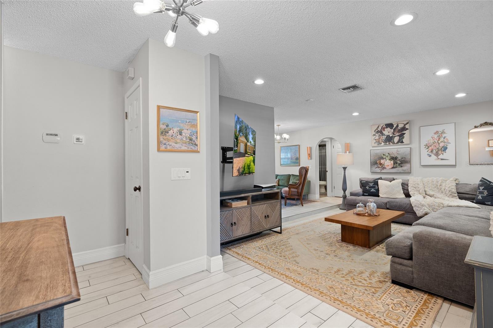 Image 11 of 35 For 1315 Castleworks Lane