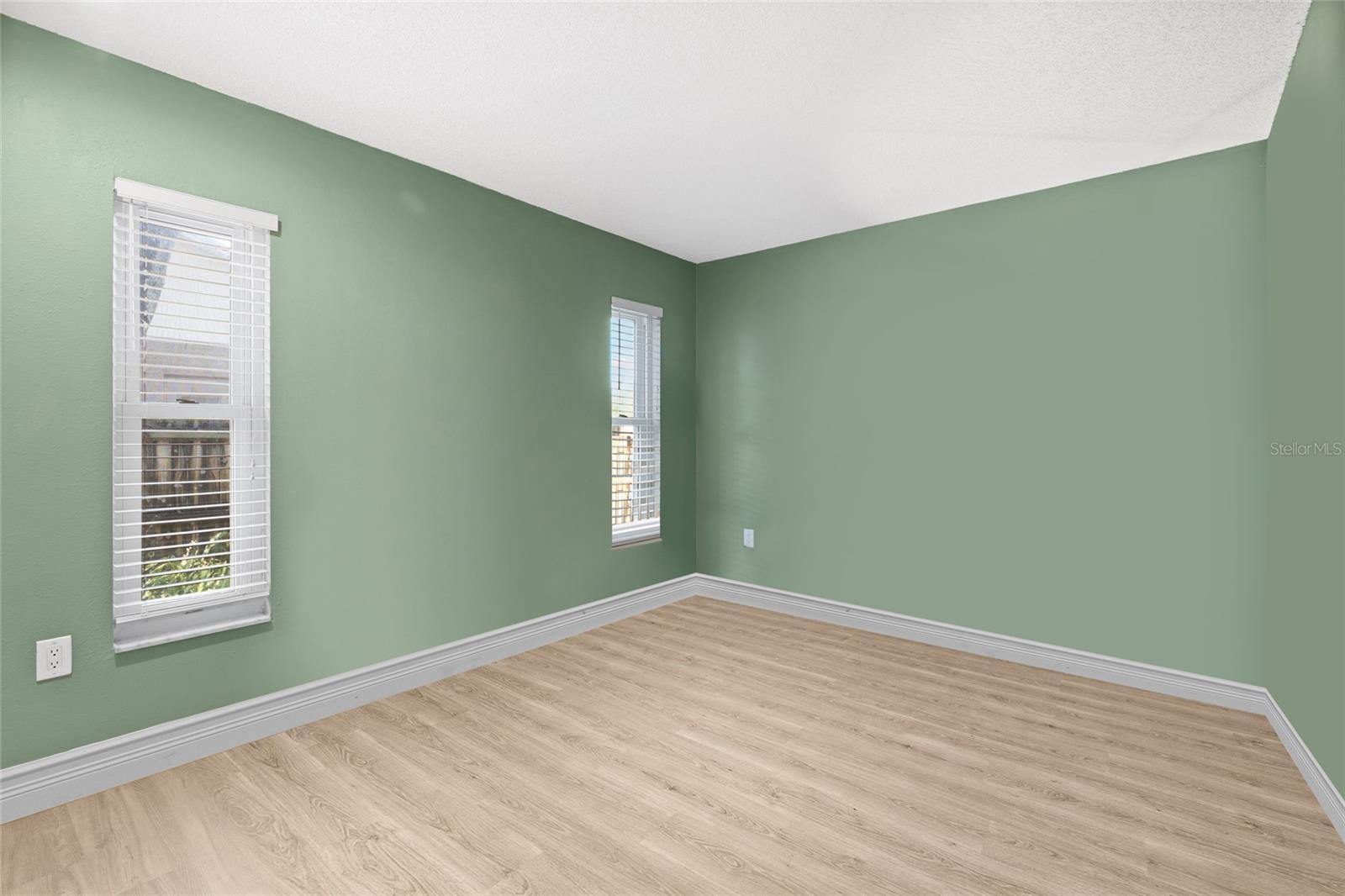 Image 18 of 35 For 1315 Castleworks Lane