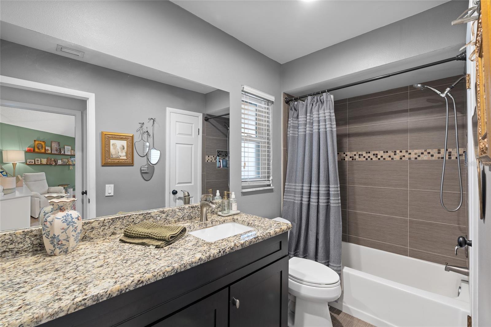 Image 19 of 35 For 1315 Castleworks Lane