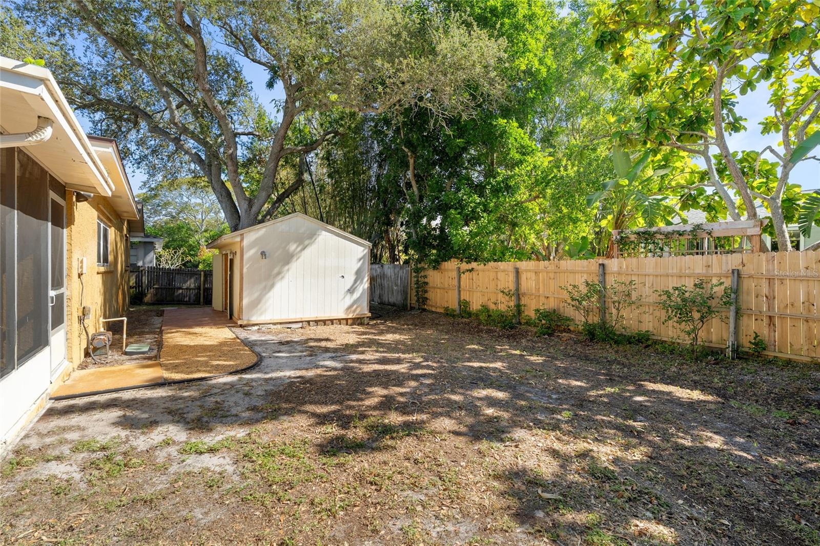 Image 21 of 35 For 1315 Castleworks Lane