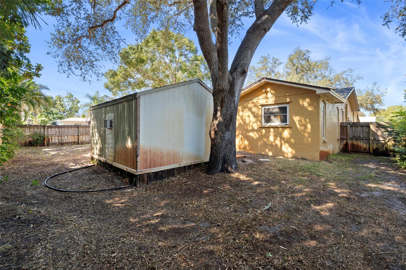 Image 23 of 35 For 1315 Castleworks Lane