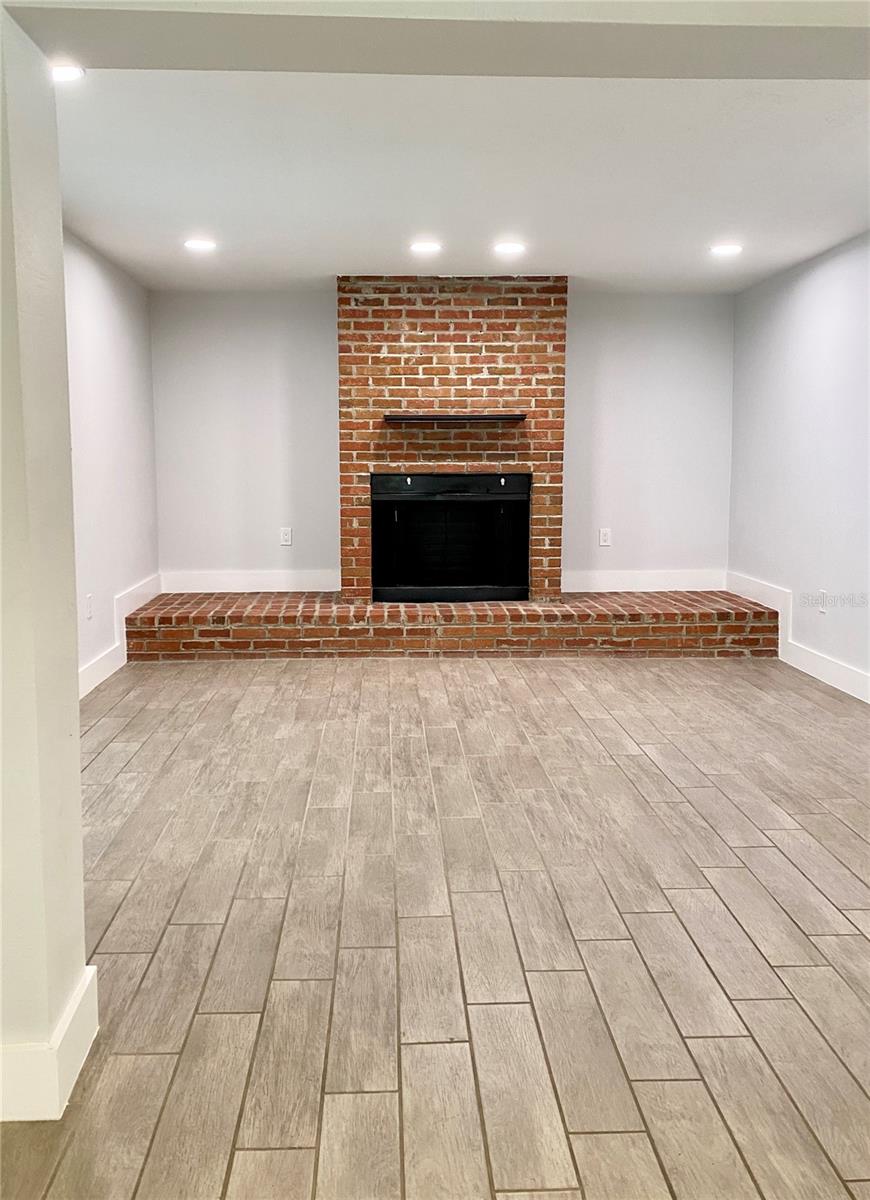 Image 10 of 28 For 7312 Ponderosa Dr