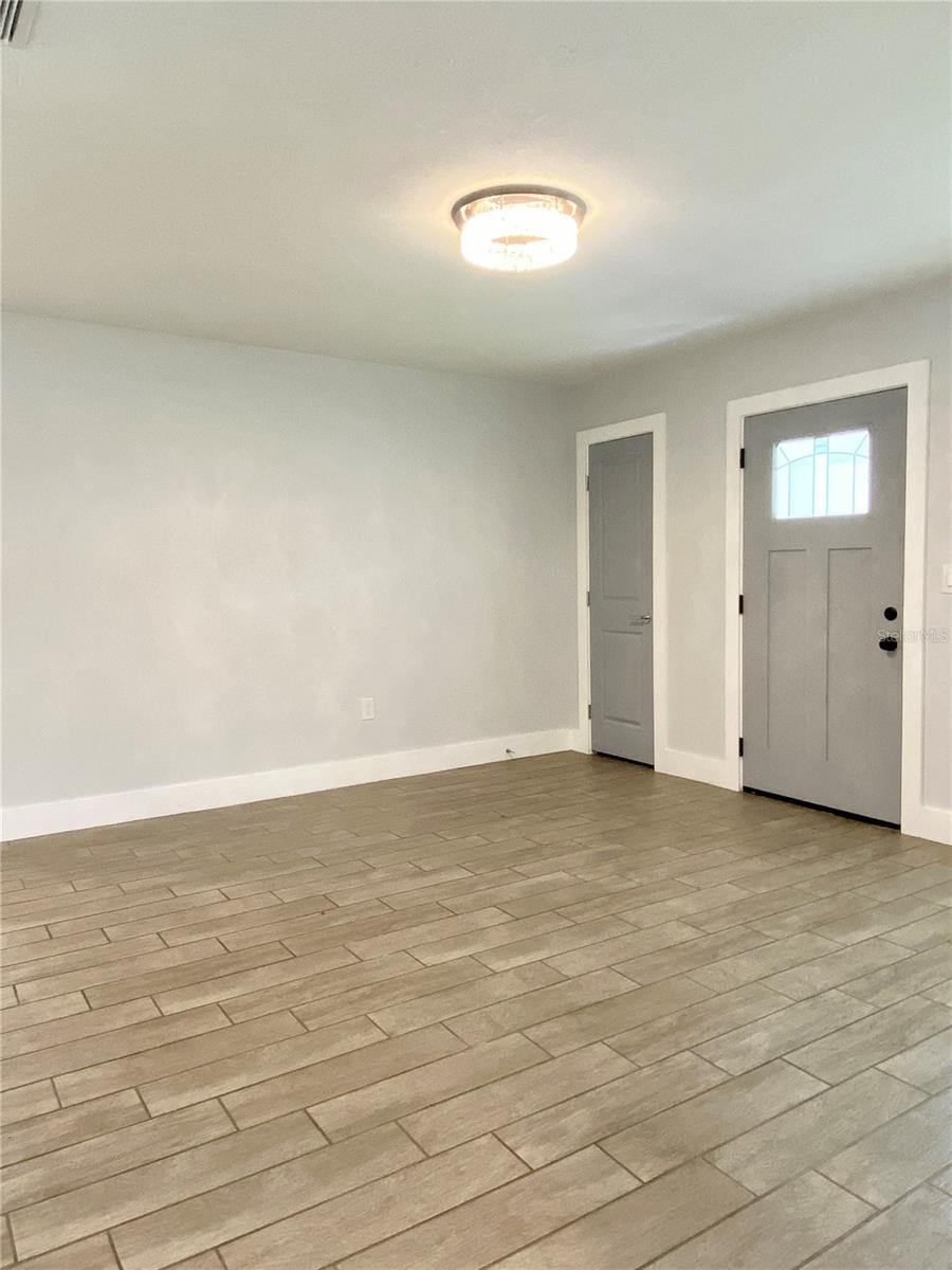 Image 14 of 28 For 7312 Ponderosa Dr