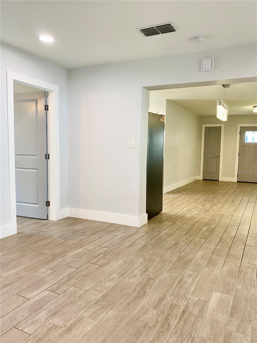 Image 18 of 28 For 7312 Ponderosa Dr