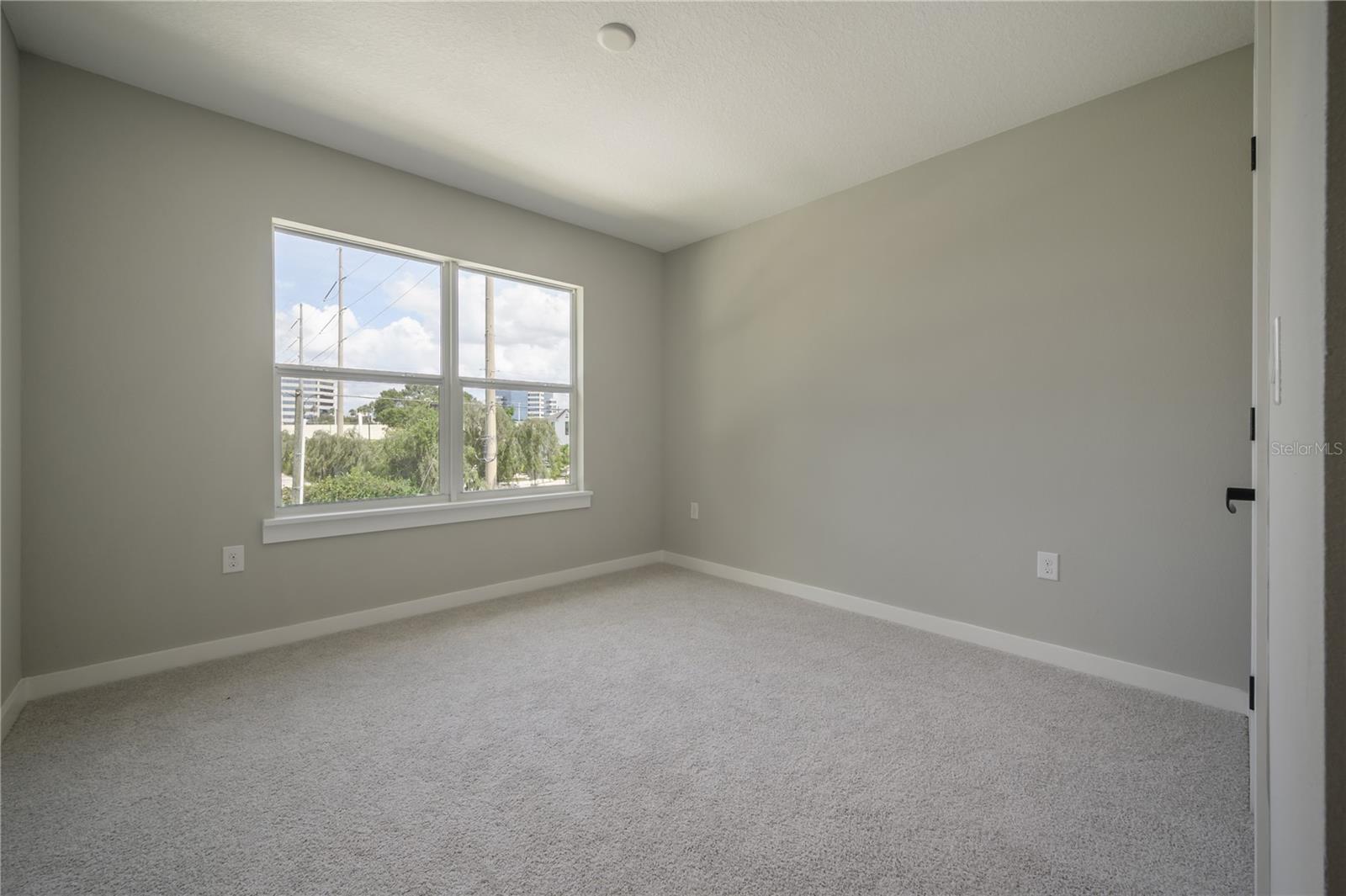 Image 32 of 56 For 4402 Gray Street 2