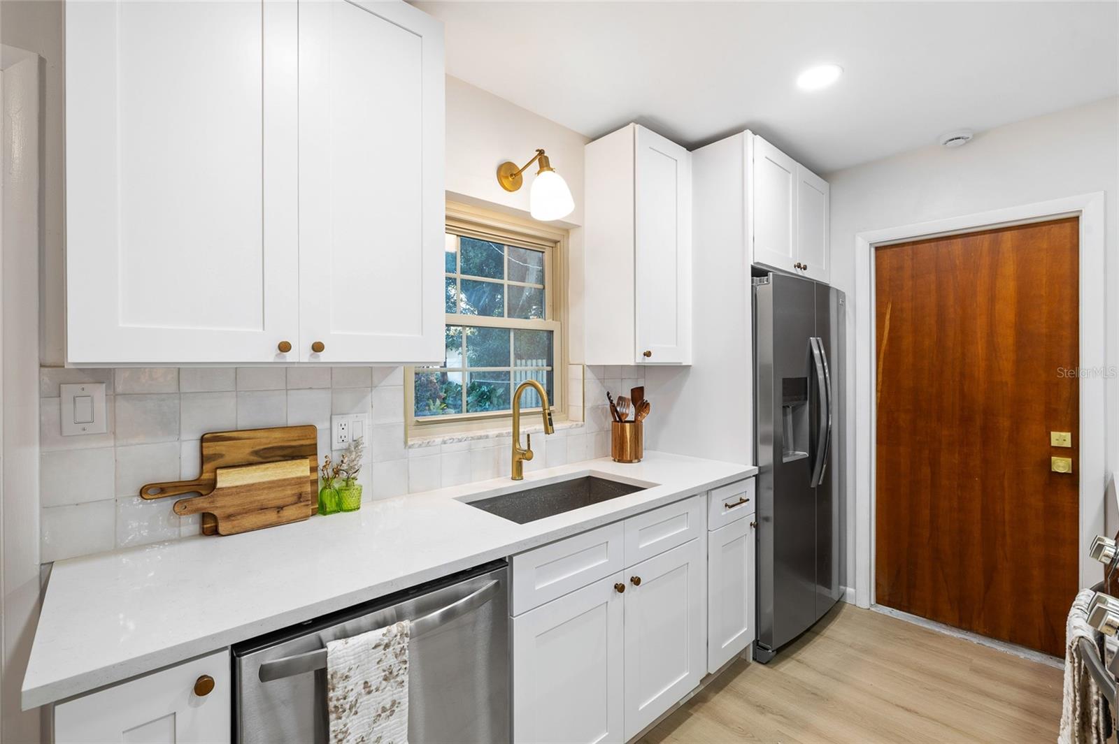 Image 10 of 31 For 19125 Amelia Circle