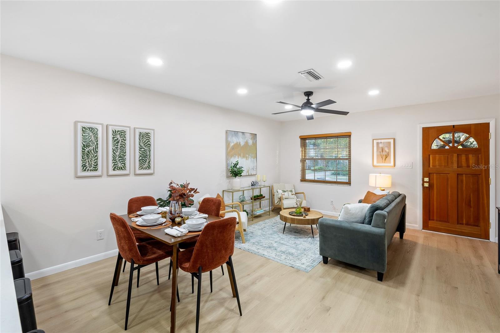 Image 14 of 31 For 19125 Amelia Circle