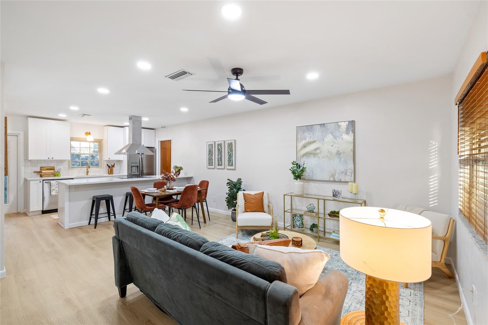 Image 6 of 31 For 19125 Amelia Circle