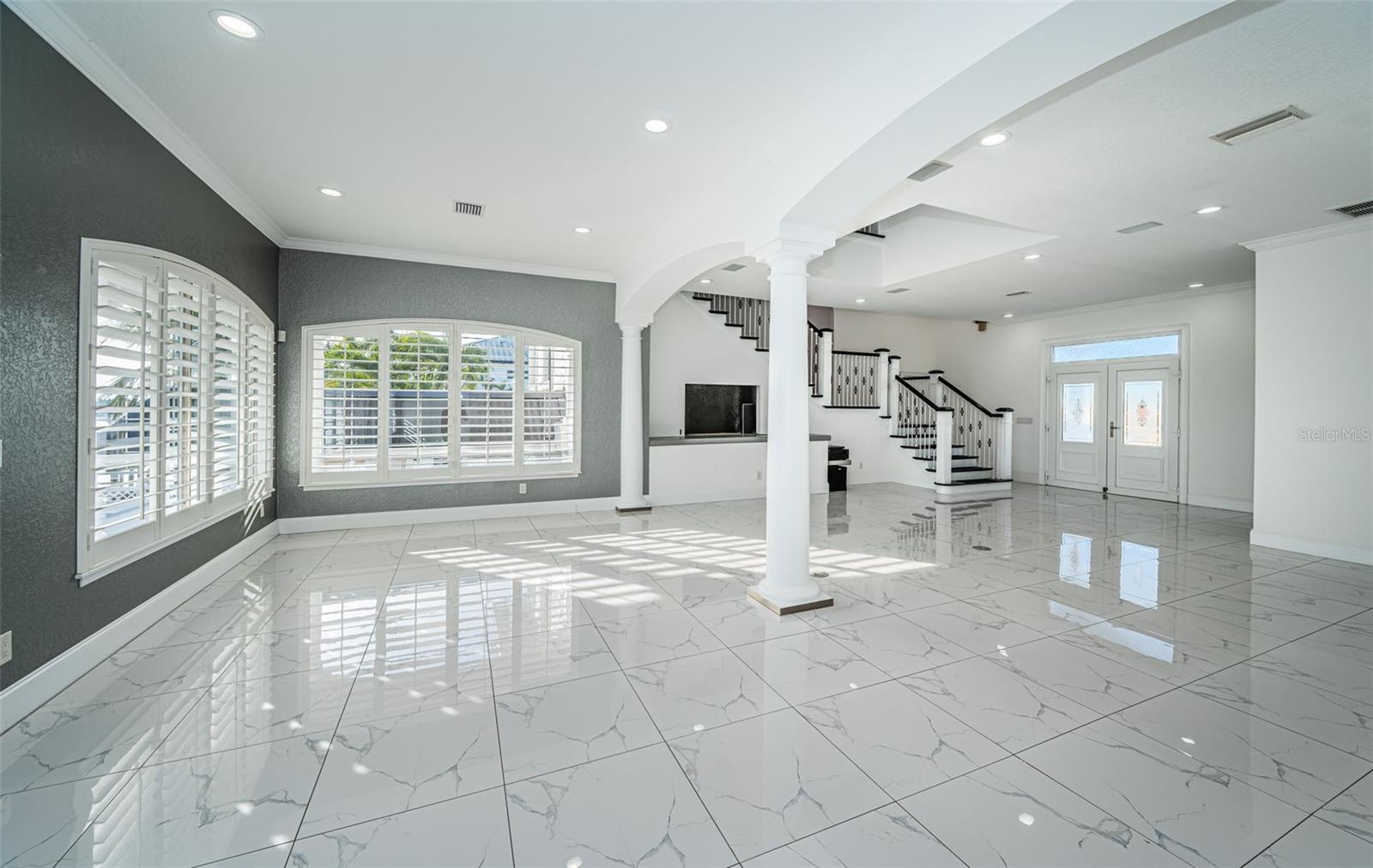 Image 11 of 81 For 7942 3rd Avenue S