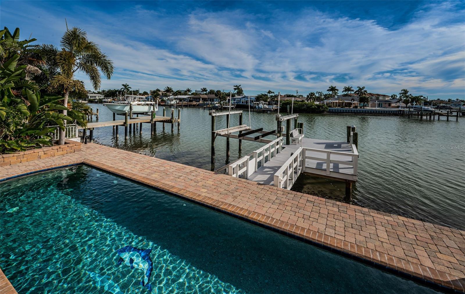 Image 16 of 81 For 7942 3rd Avenue S