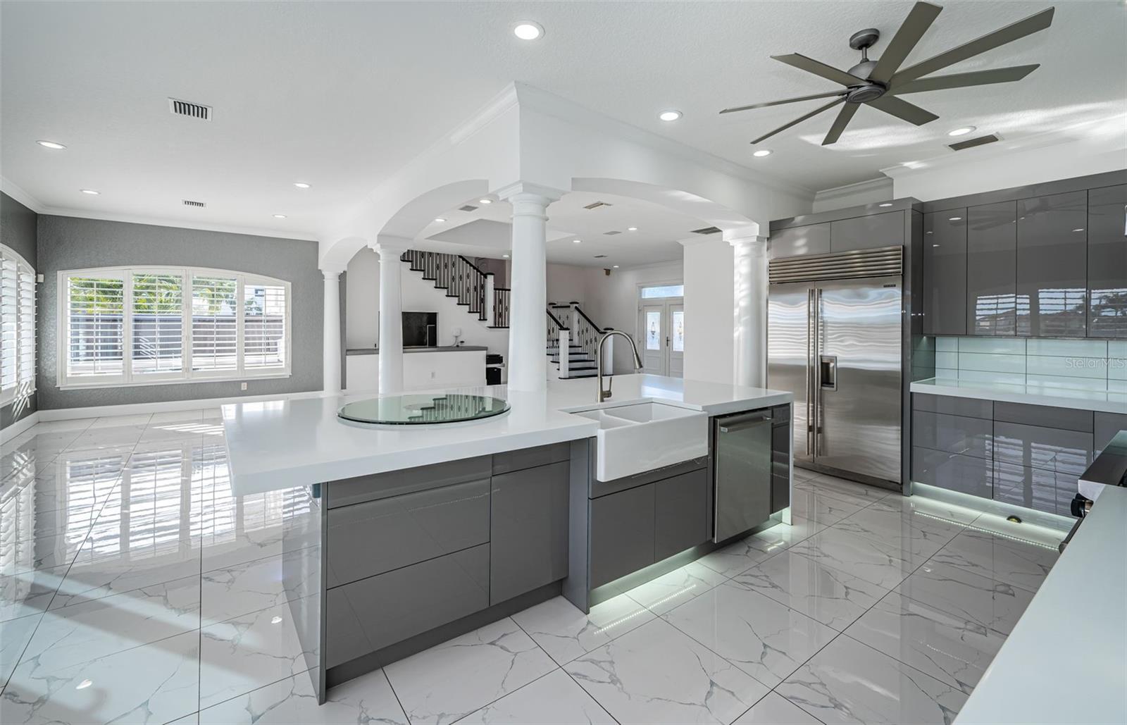 Image 23 of 81 For 7942 3rd Avenue S