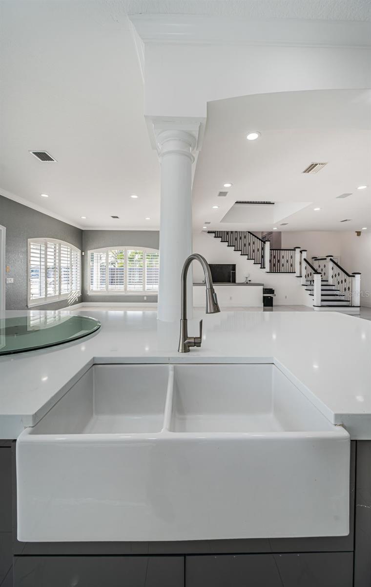 Image 24 of 81 For 7942 3rd Avenue S