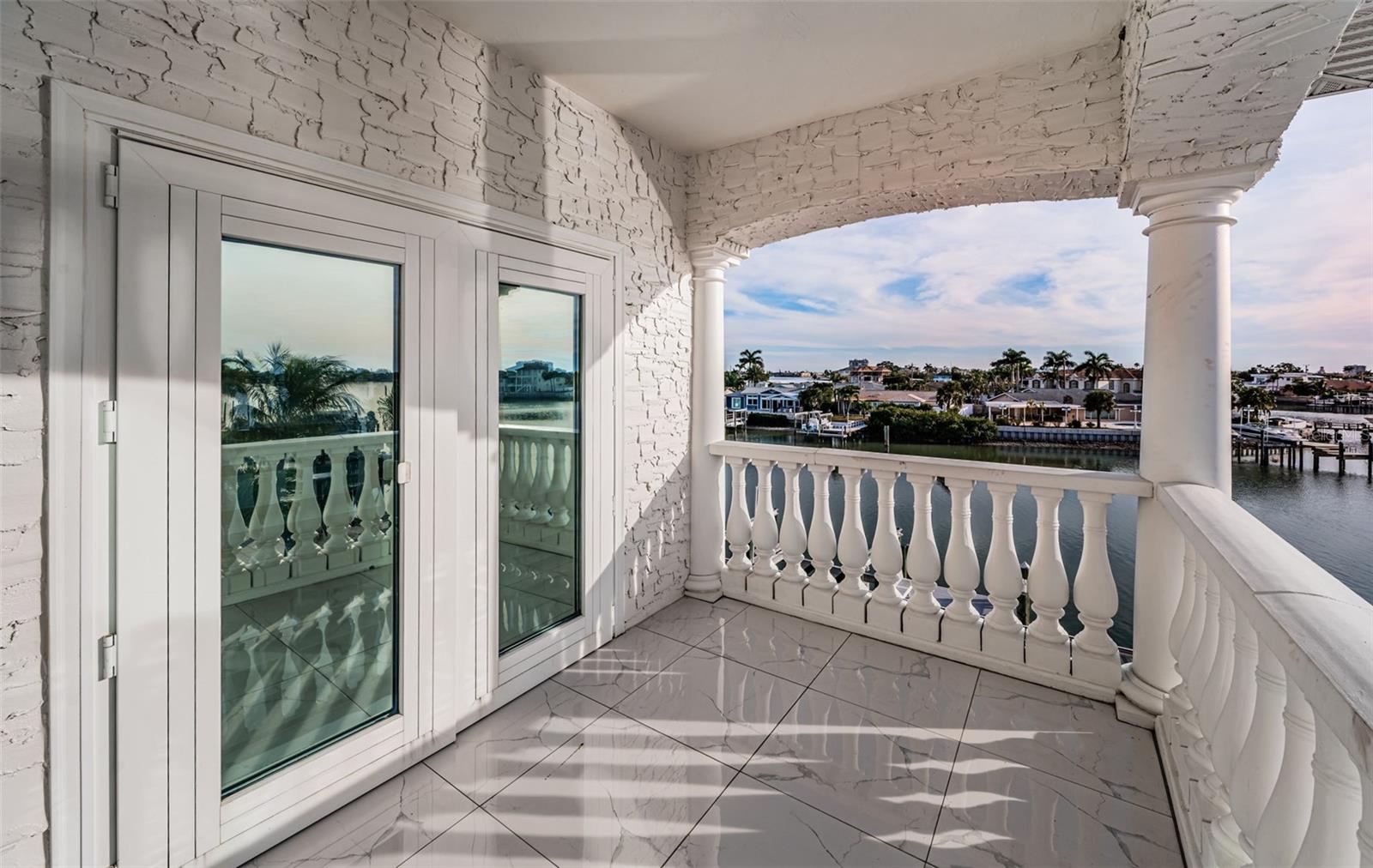 Image 36 of 81 For 7942 3rd Avenue S